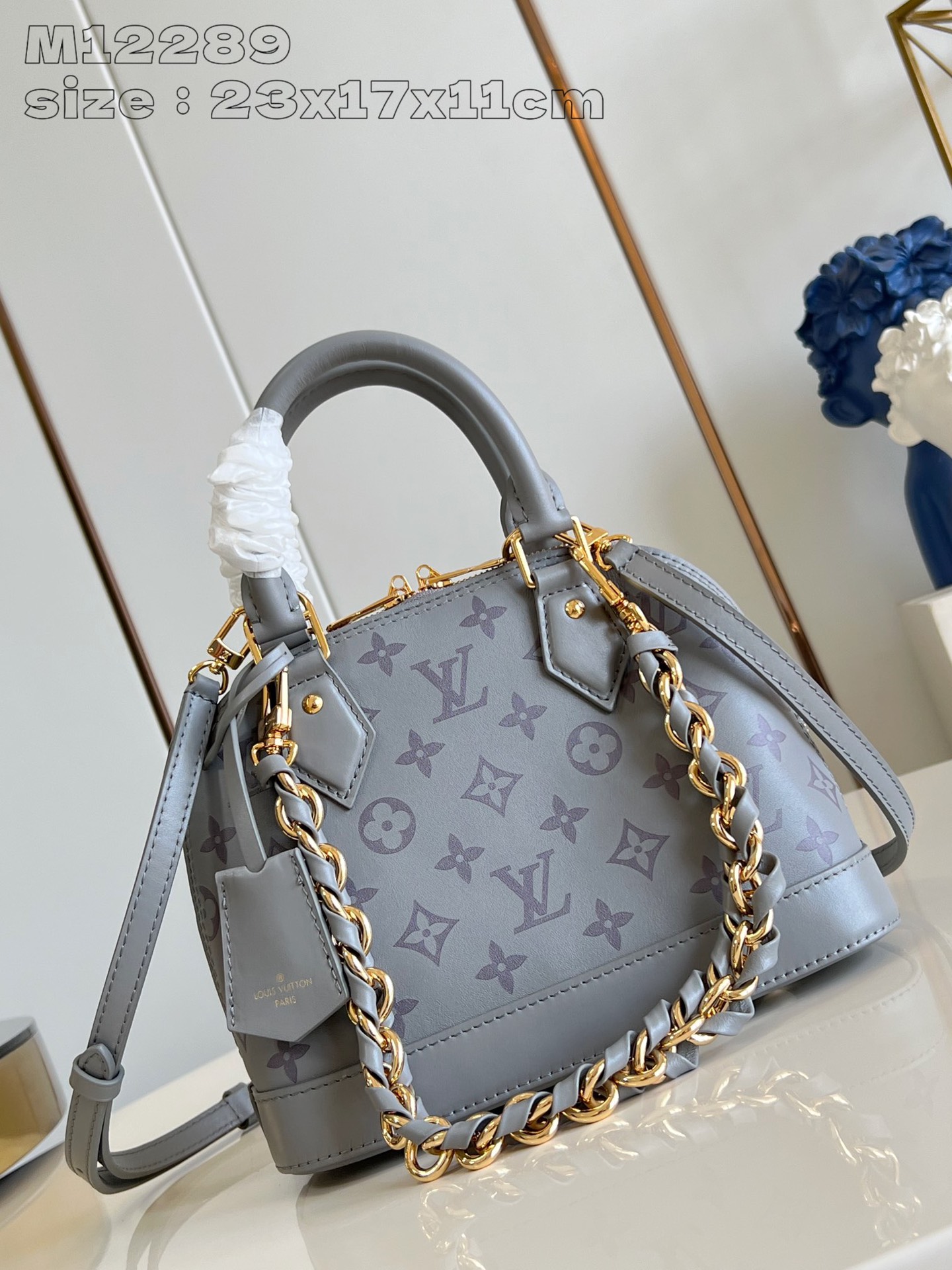 Louis Vuitton LV Alma BB Bolsos de mano Gris Tejido Cuero de vaca Cadena M12289