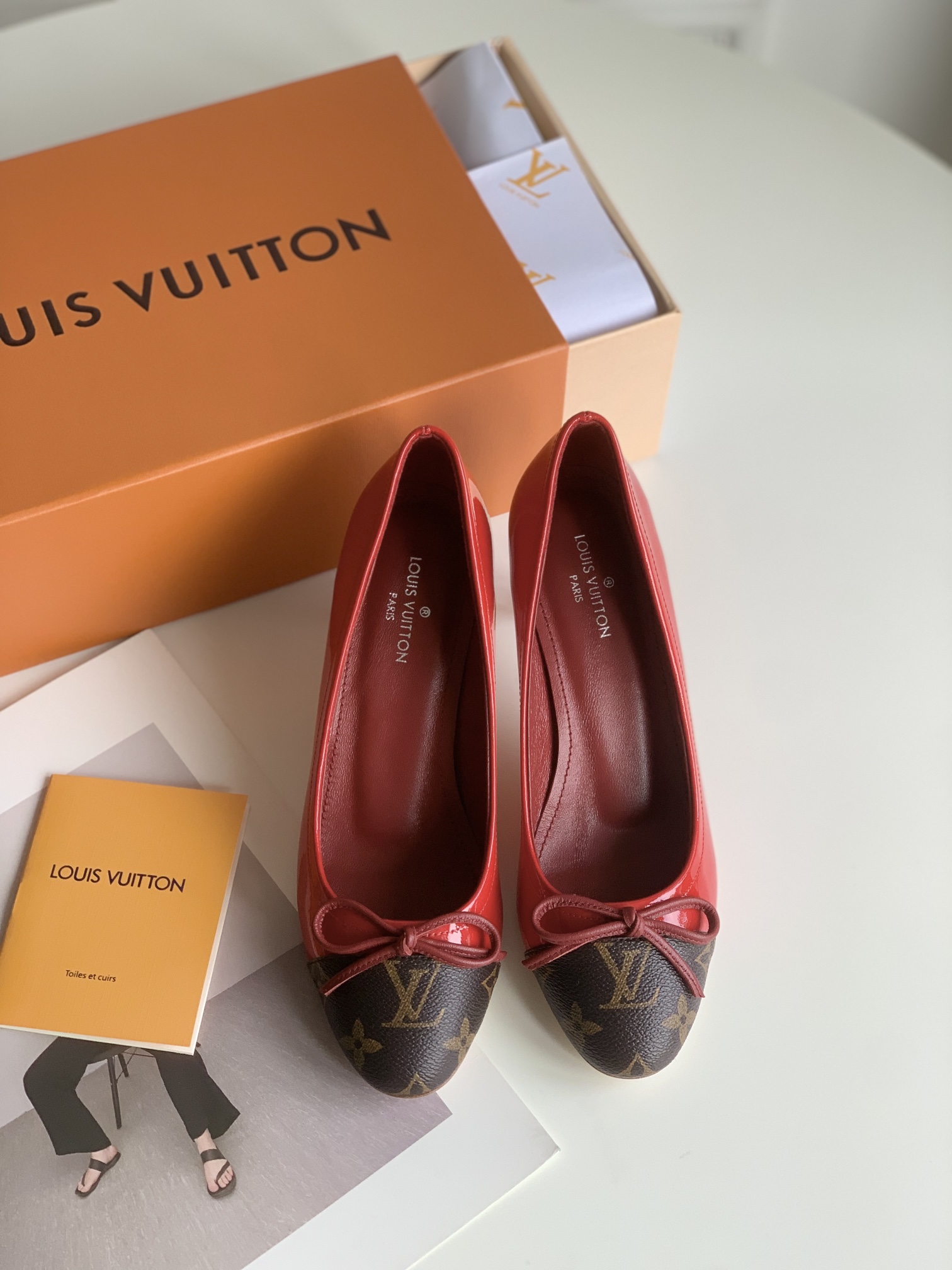 New 2023
 Louis Vuitton Shoes Sandals Genuine Leather Patent Sheepskin
