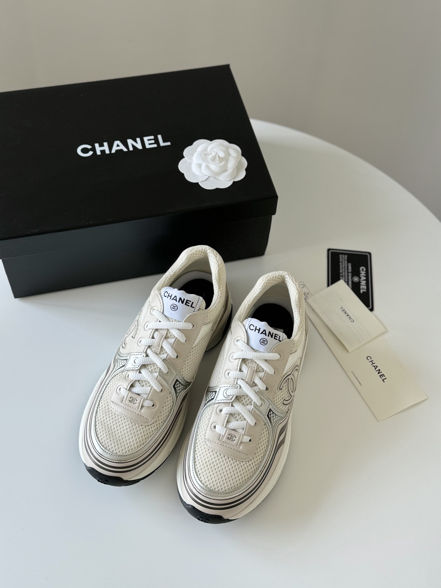 NO:670965,P Chanel gold and silver horn king full series top version heavy industry goods, the outsole molding fee is extremely expensive and the cost is high!  Size:35-40,other,chanel,alexander wang19860909P Chanel金银角大王全系列 顶级版本 重工货,大底开模费贼贵,成本高！ Size:35-40,其他,chanel,alexander wang,韩剧