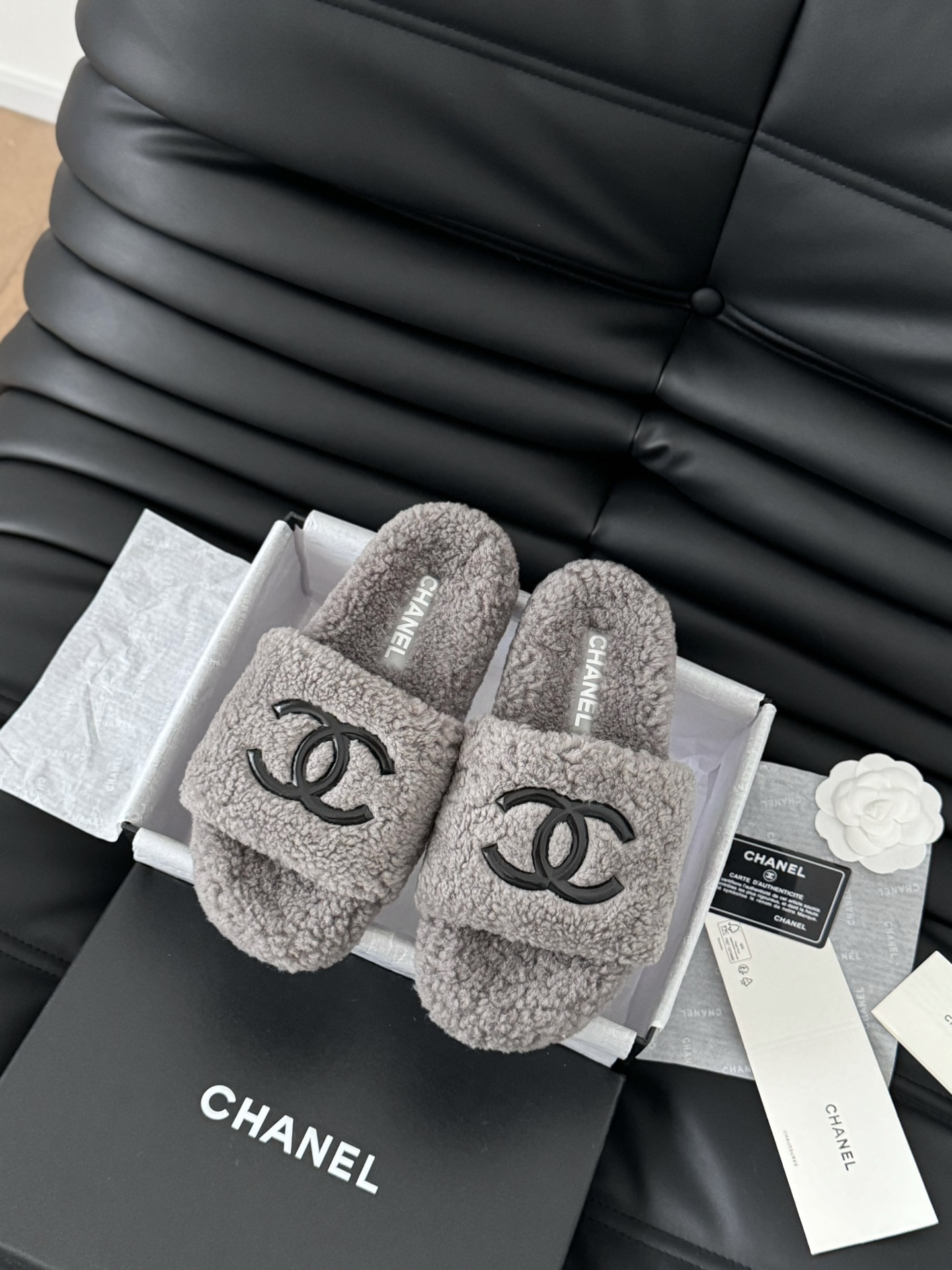 Chanel Buty Letnie kapcie Guma Wełna Kolekcja jesienna/zima Casual