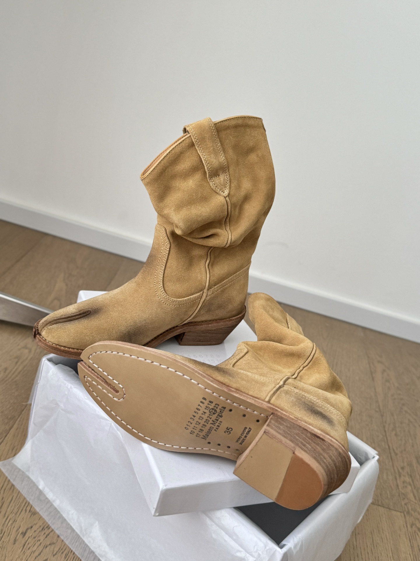 Cow Skin Western Cowboy Boots Sale: High-Quality Velvet and Leather, Various Sizes Available - 图片 8