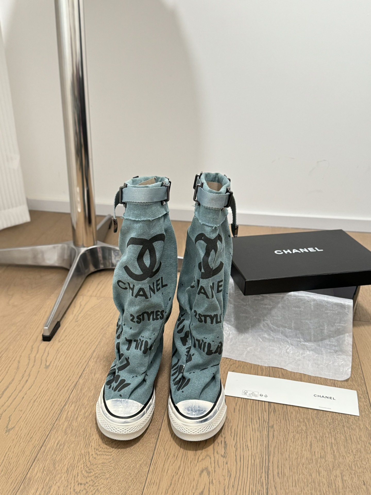 Chanel Podróbka
 Buty do deskorolki Doodle Biały Płótno Kolekcja jesienna/zima Vintage