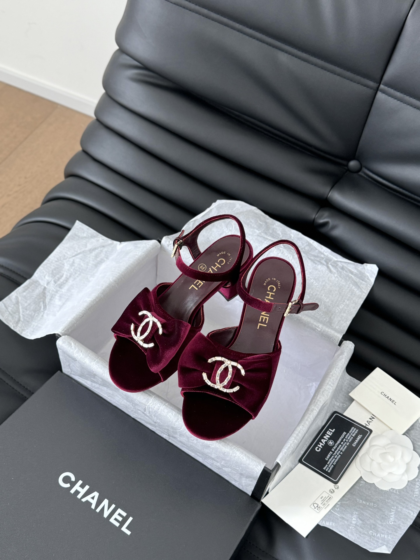 Chanel Buty jednowarstwowe Prawdziwa skóra Skóra owcza