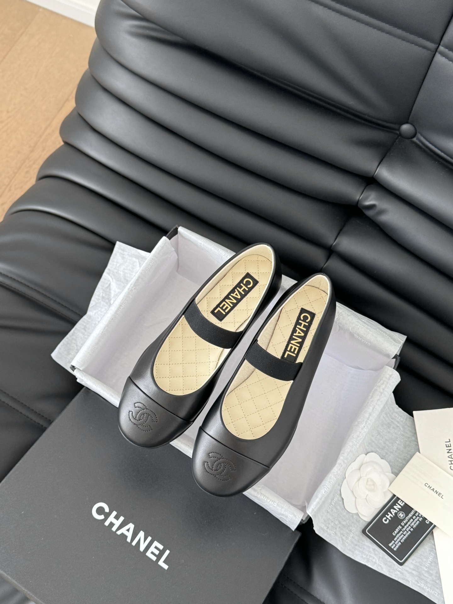 Chanel Scarpe Monostrato Cuoio genuino Pelle di pecora Collezione Primavera/Estate