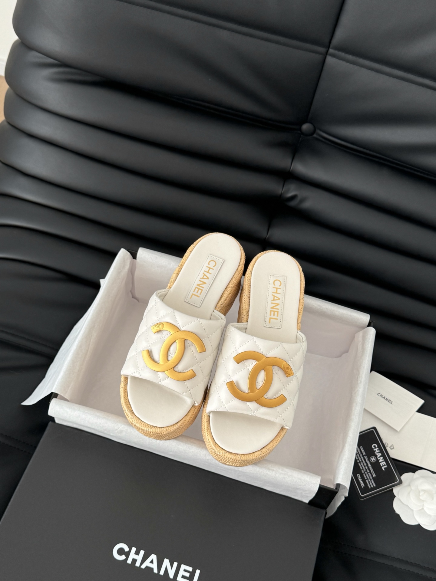 Chanel Chanel 25C早春度假系列拖鞋