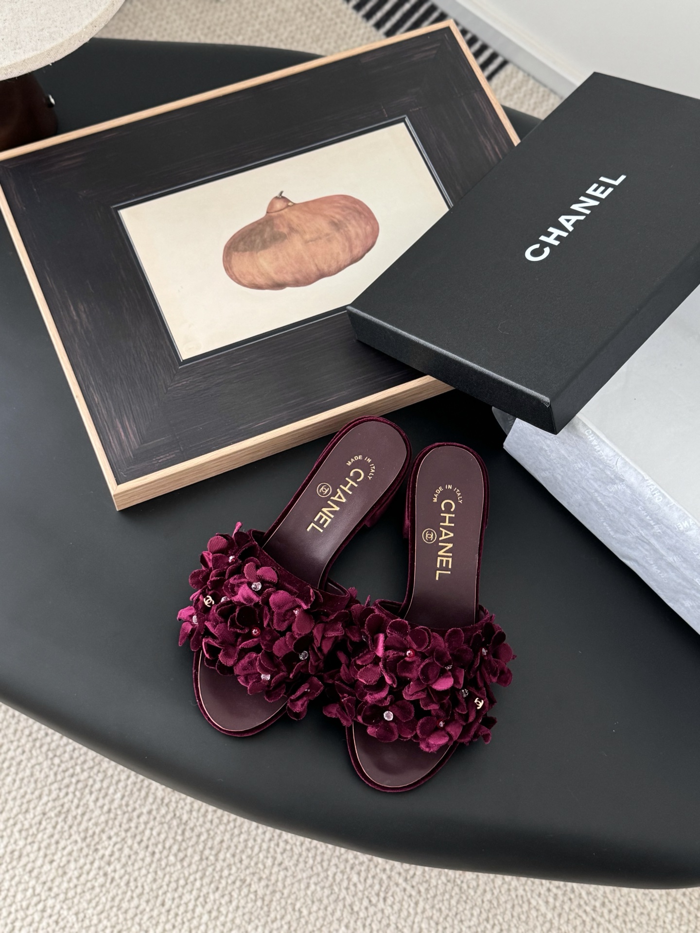 Chanel Chanel 25P新款山茶花拖鞋