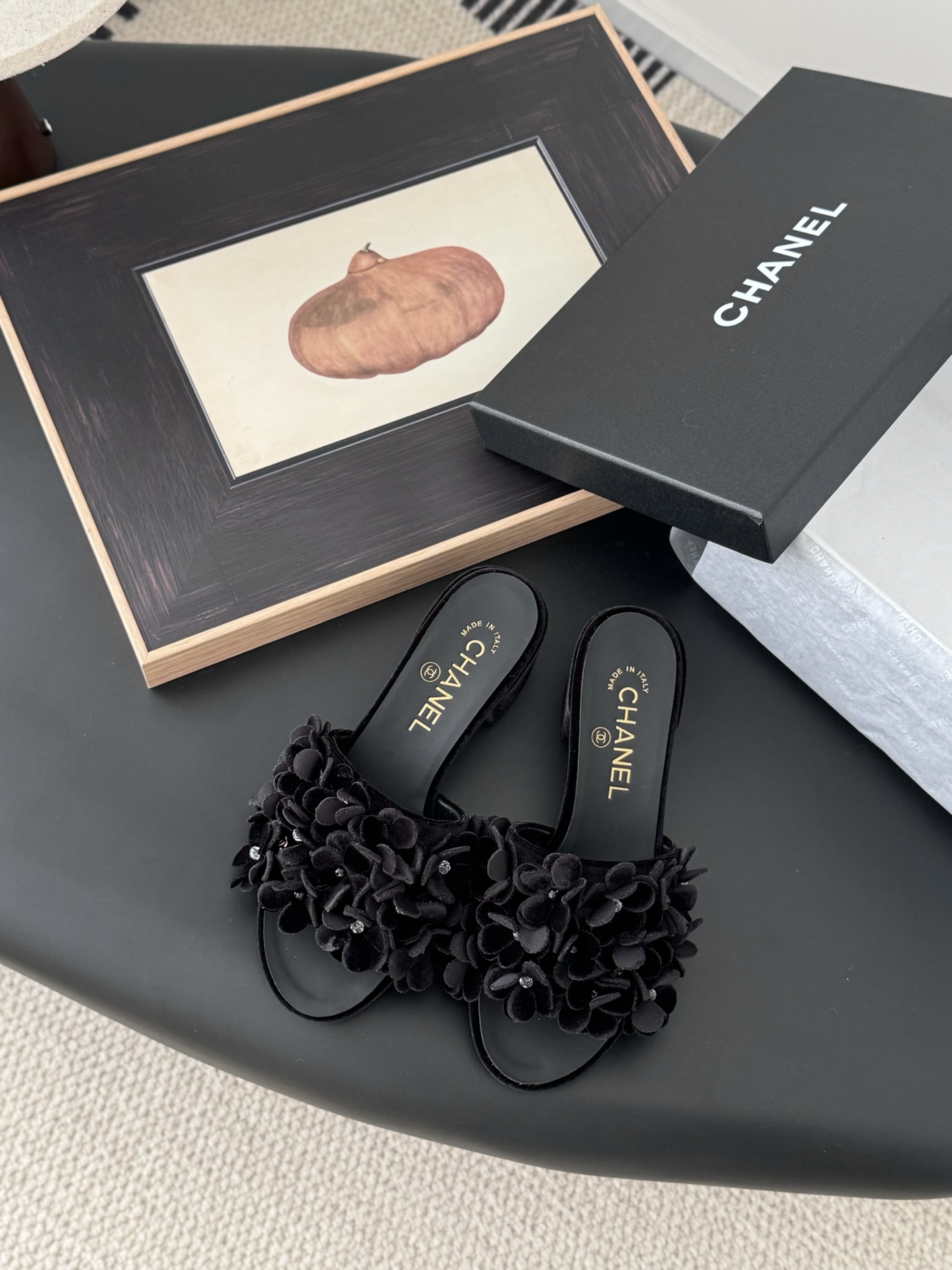 Chanel Chanel 25P新款山茶花拖鞋