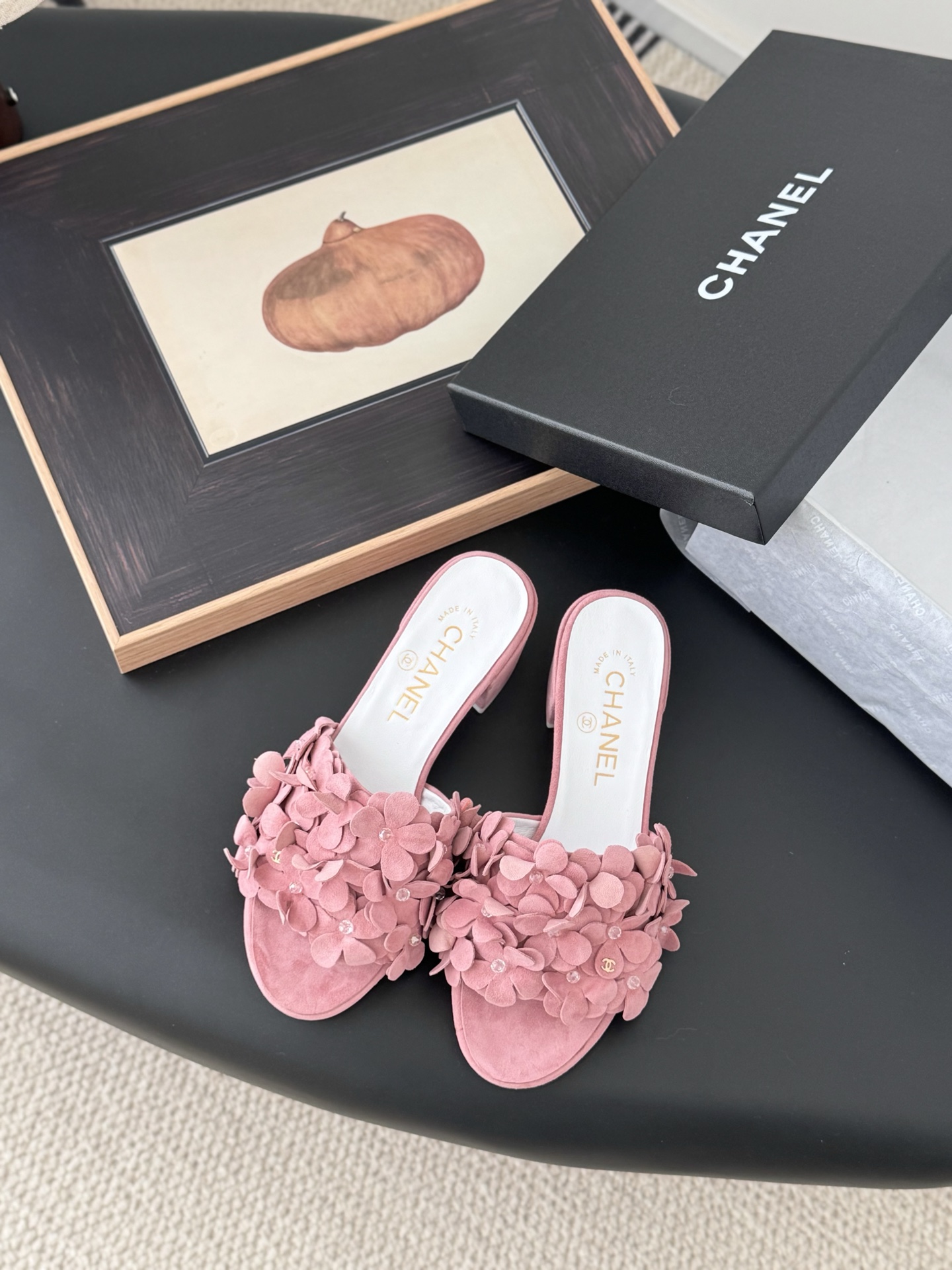 Chanel Chanel 25P新款山茶花拖鞋