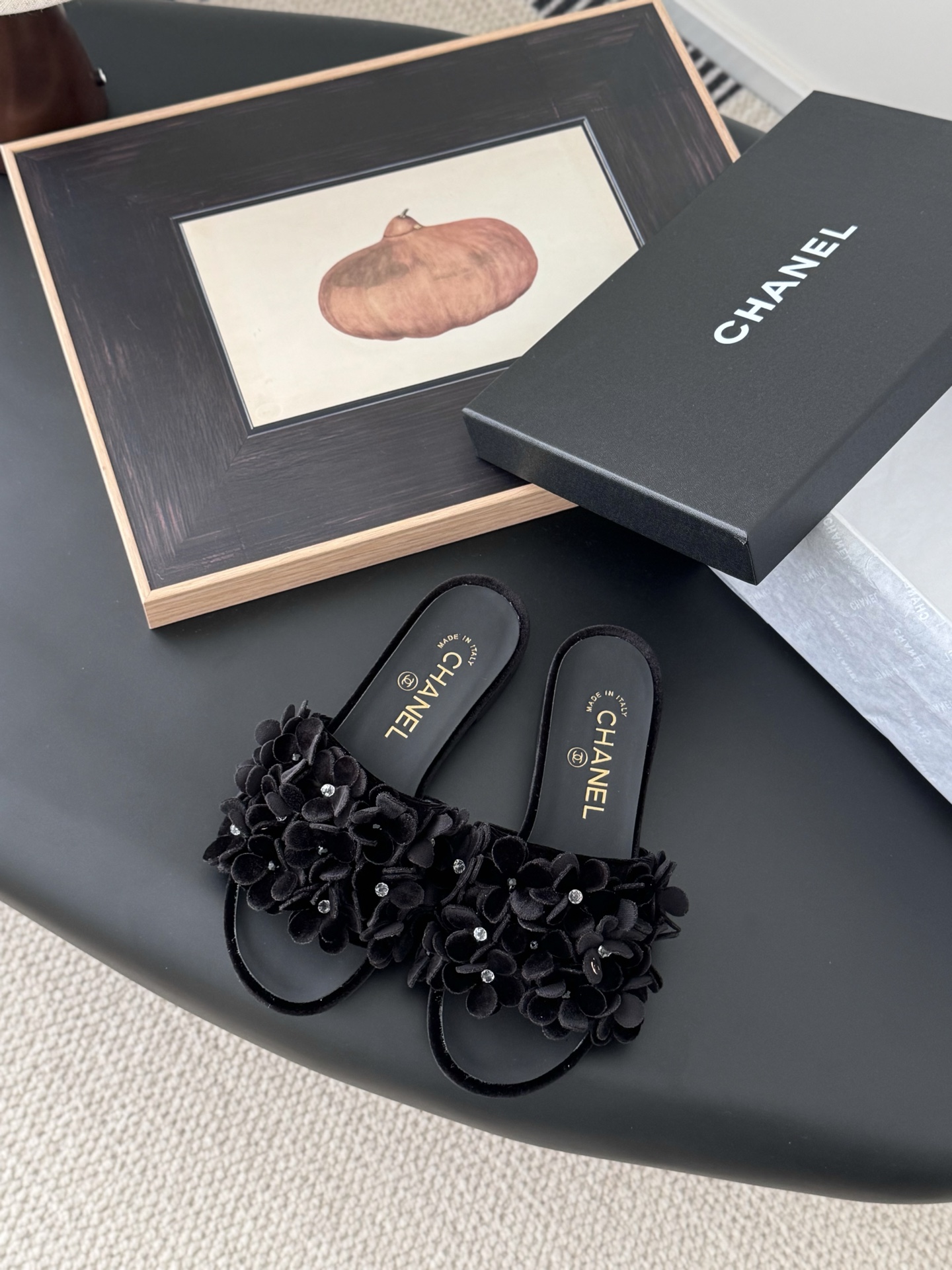 Chanel Chanel 25P新款山茶花拖鞋