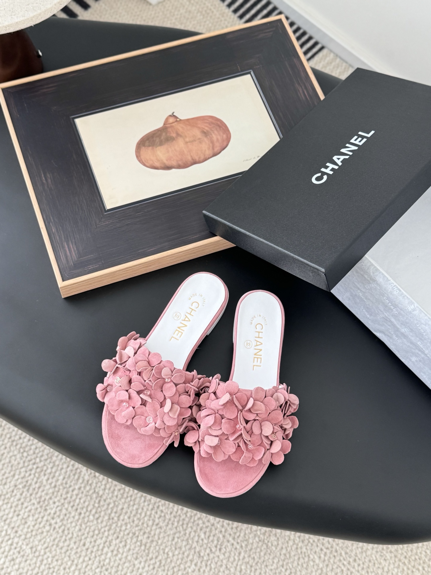 Chanel Chanel 25P新款山茶花拖鞋