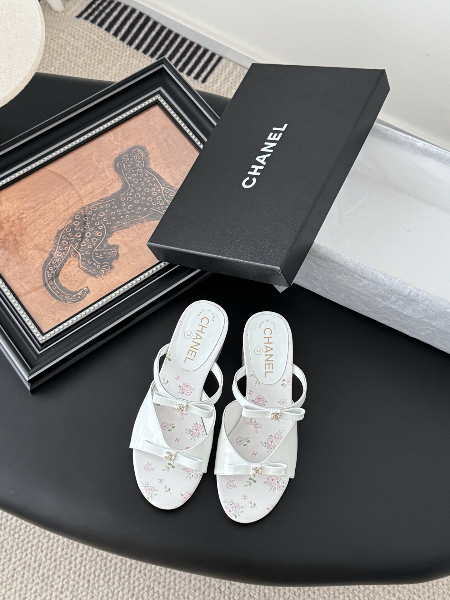 Chanel 2025P Bow Heeled Sandals: Elegant Leather Mules with Floral Accents 3 i1743857703550 5867 0 0
