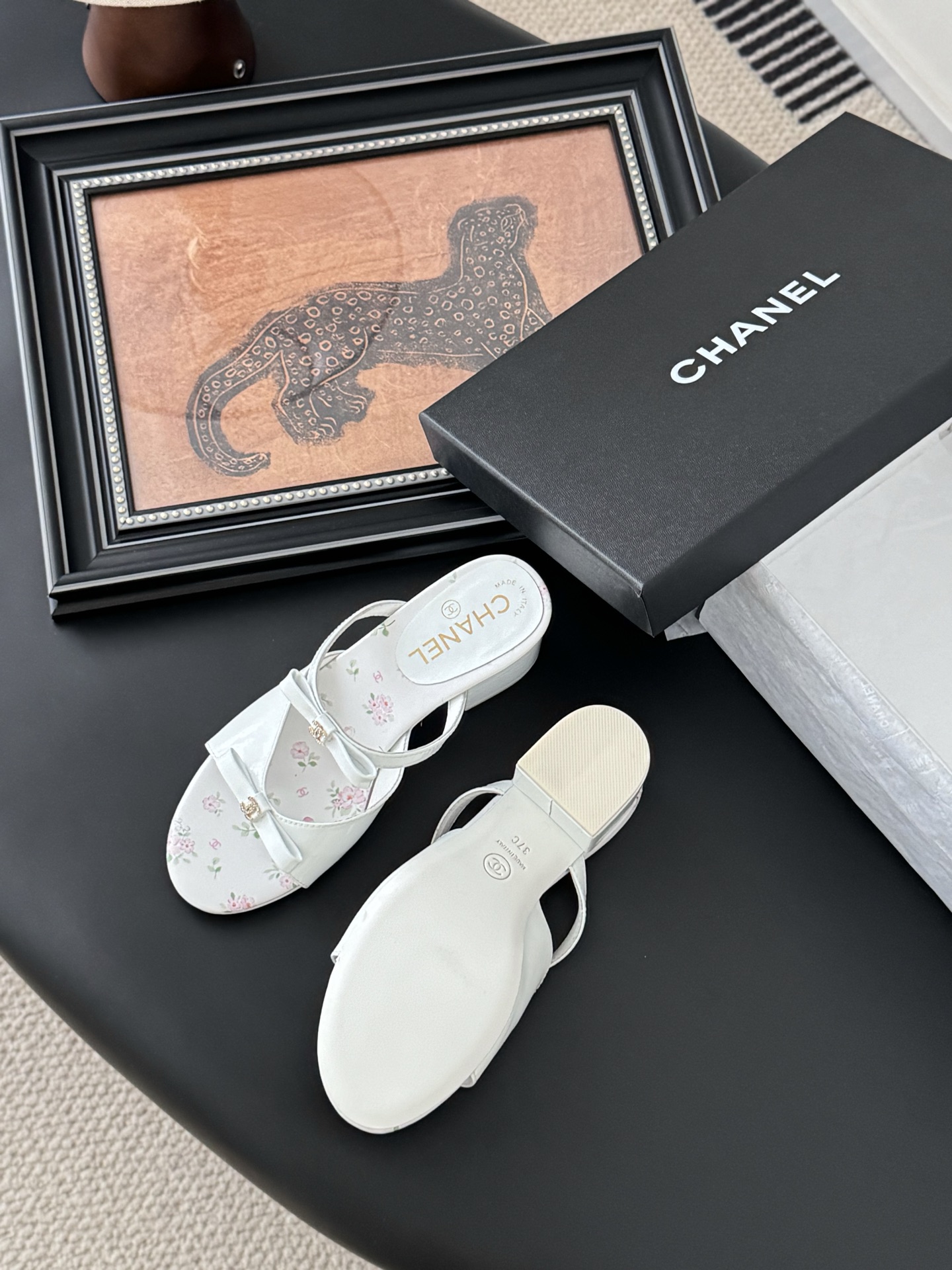 Chanel 2025P Bow Heeled Sandals: Elegant Leather Mules with Floral Accents 6 i1743857703576 9817 0 4