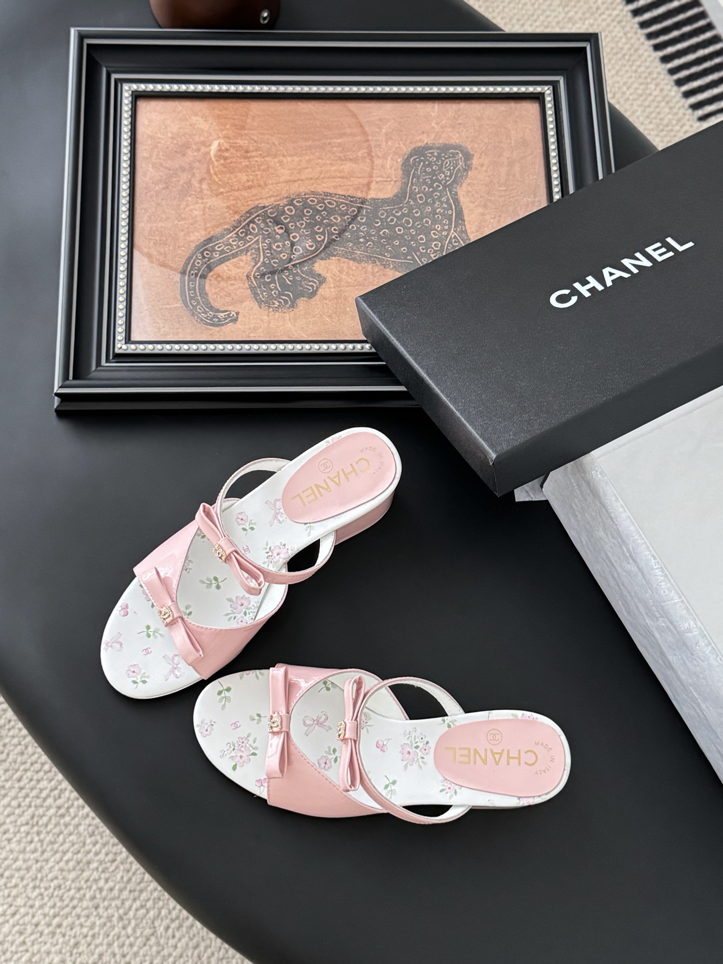 Chanel 2025P Pink Leather Bow Heeled Sandals - Elegant Comfort & Style 7 i1743857721474 486 0 5
