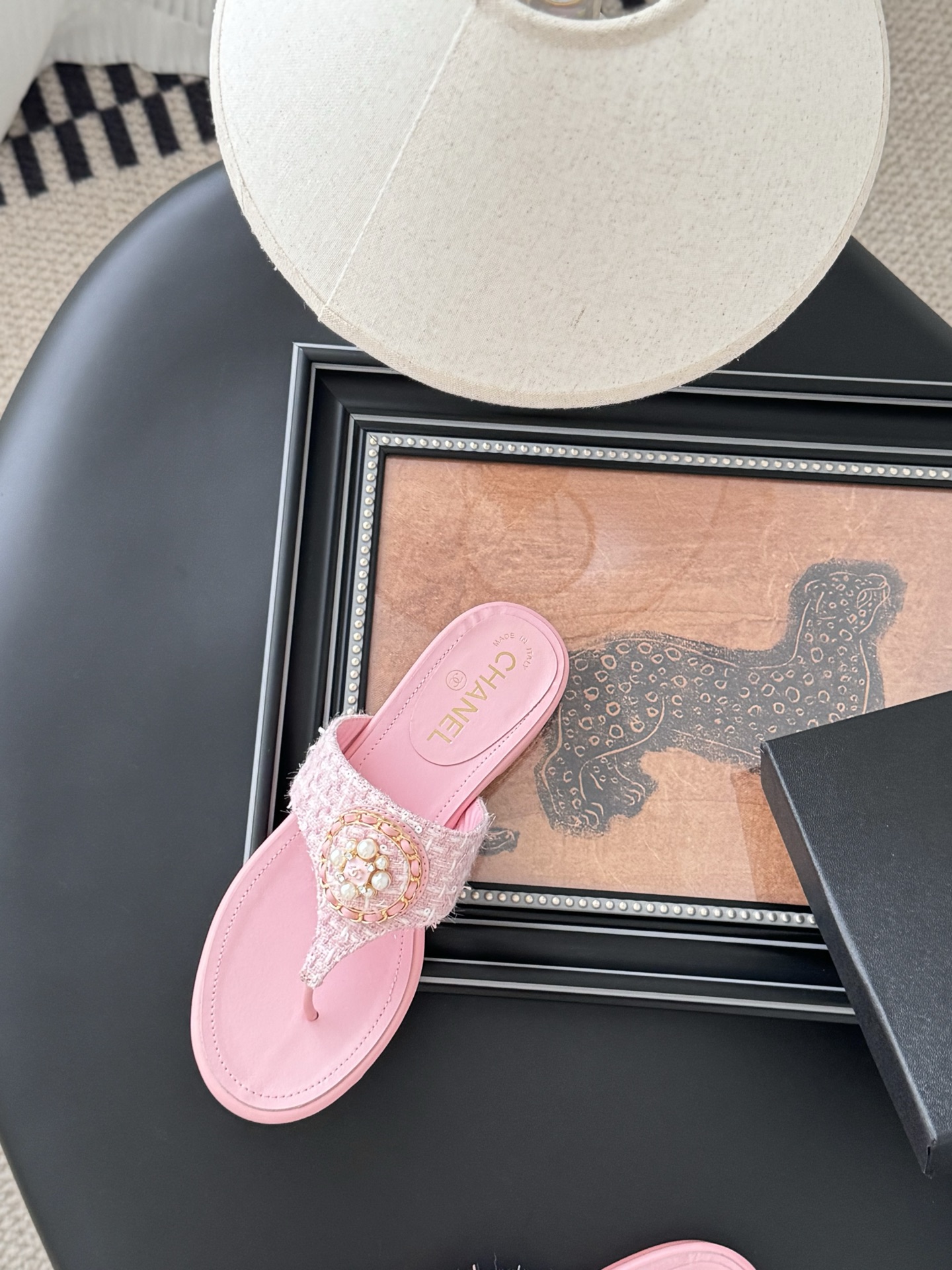 Chanel Women's Pink Lambskin Thong Sandals with Pearl Embellishments 8 i1743858045917 1007 0 5