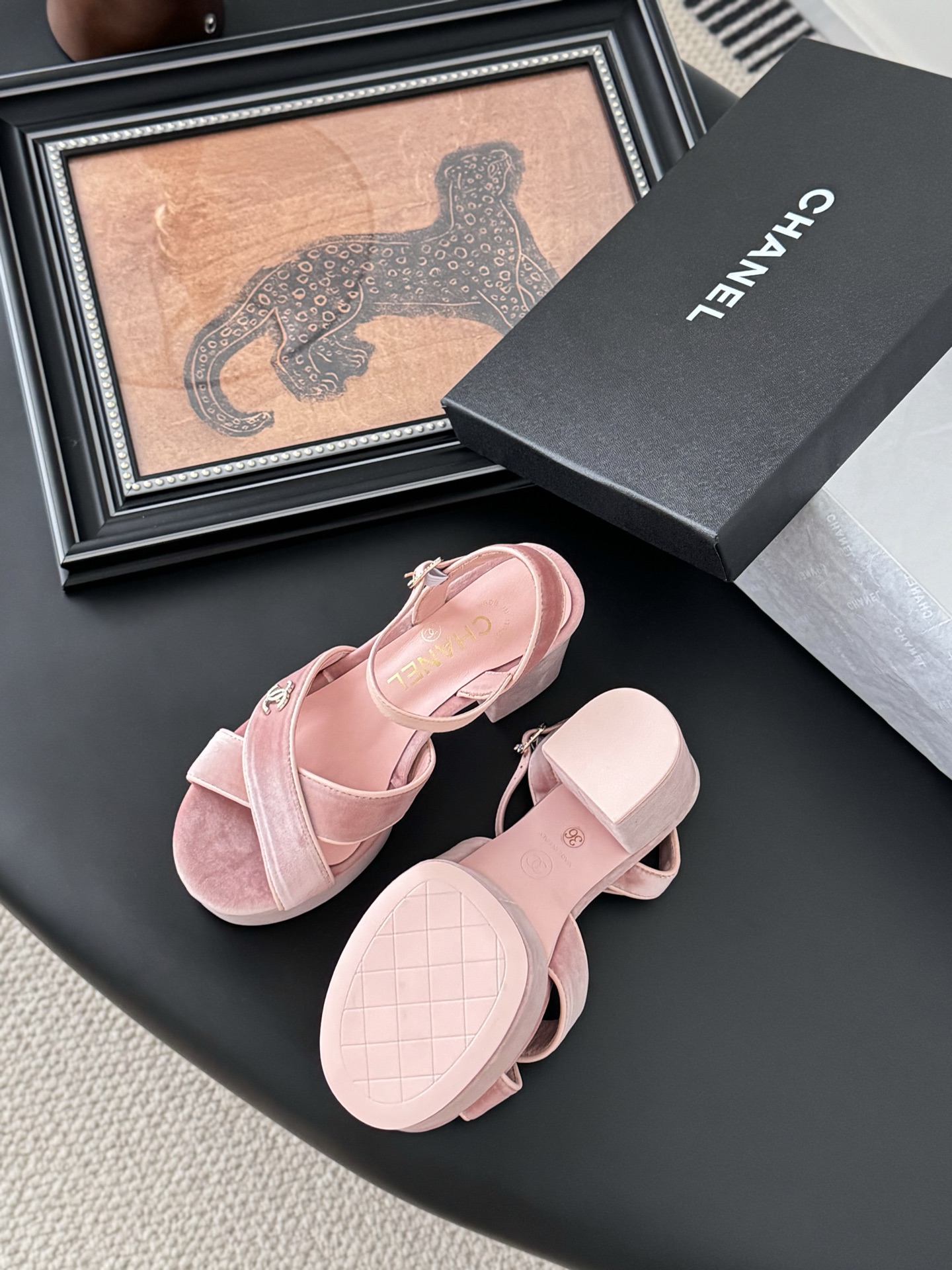 Chanel 25A Pink Velvet Platform Sandals - Spring/Summer Collection 6 i1743858632171 32 0 4