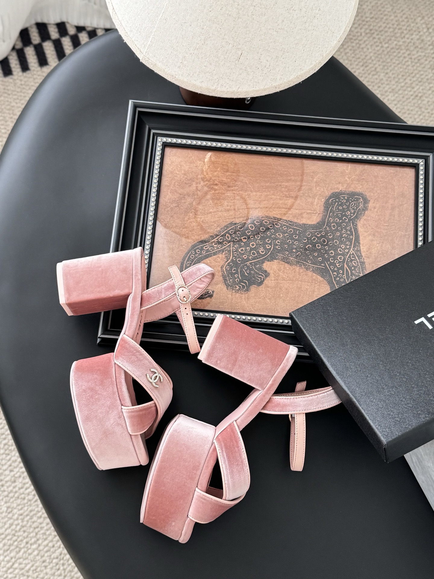 Chanel 25A Pink Velvet Platform Sandals - Spring/Summer Collection 7 i1743858633929 3873 0 5
