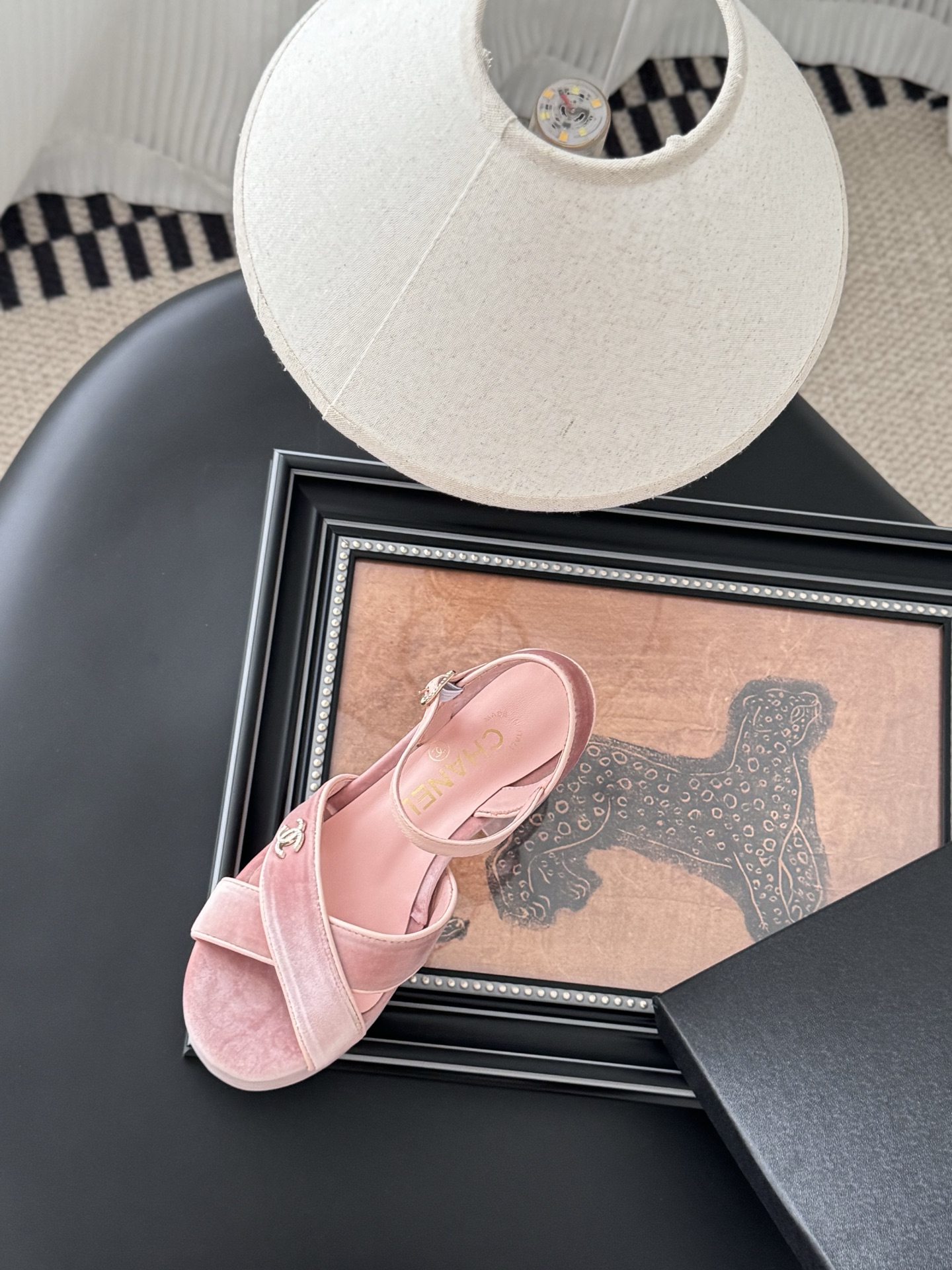 Chanel 25A Pink Velvet Platform Sandals - Spring/Summer Collection 8 i1743858634204 2556 0 6