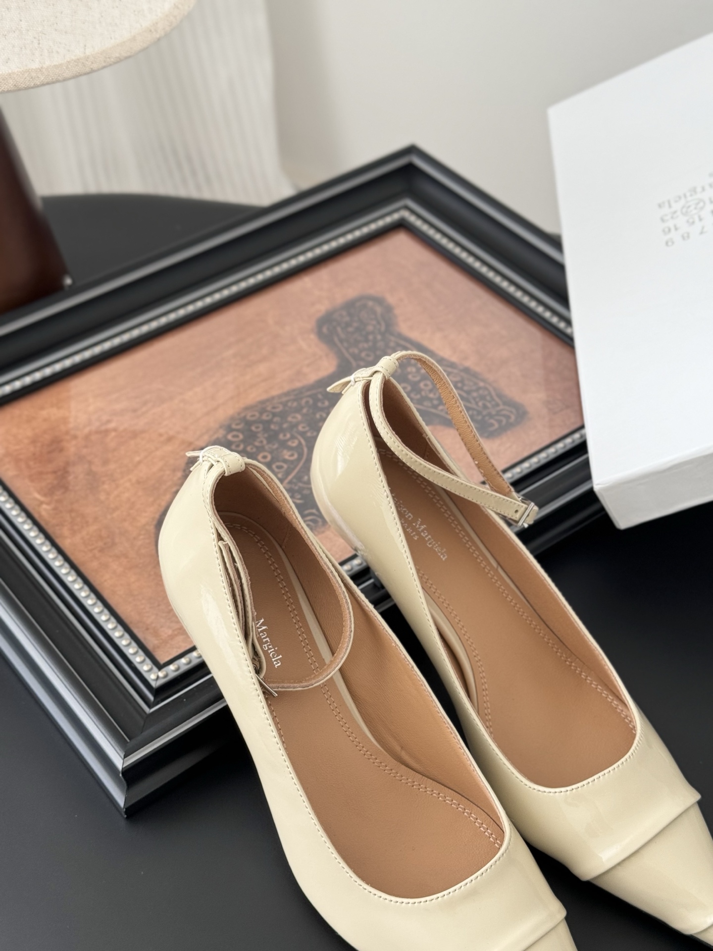 Maison Margiela MM6 Tabi Split-Toe Leather Pumps with Ankle Strap 9 i1744128168115 5495 0 7