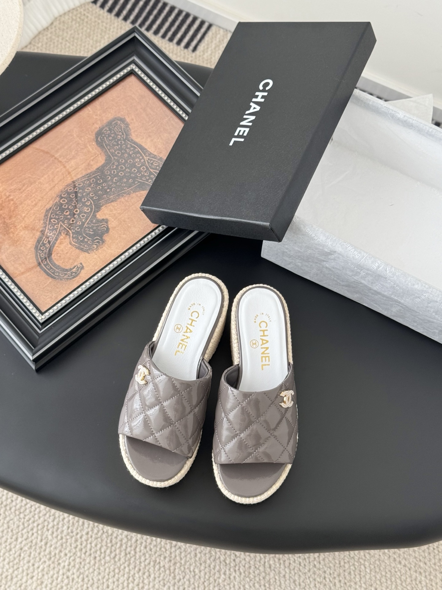 Chanel Chanel 25C早春度假系列拖鞋