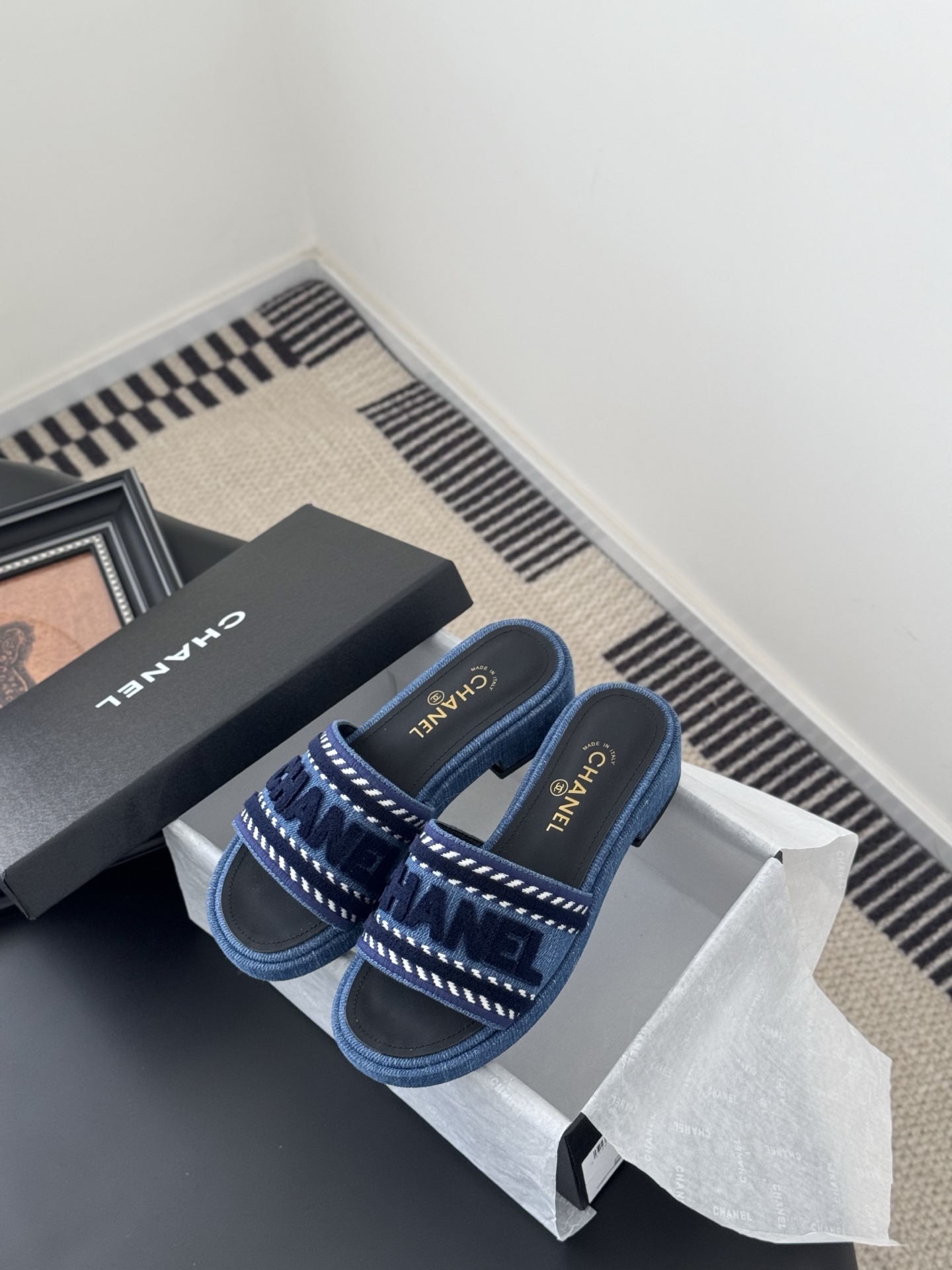 Chanel Women's Denim Espadrille Slide Sandals with Logo, Spring/Summer Collection 10 i1745236994902 4774 0 8