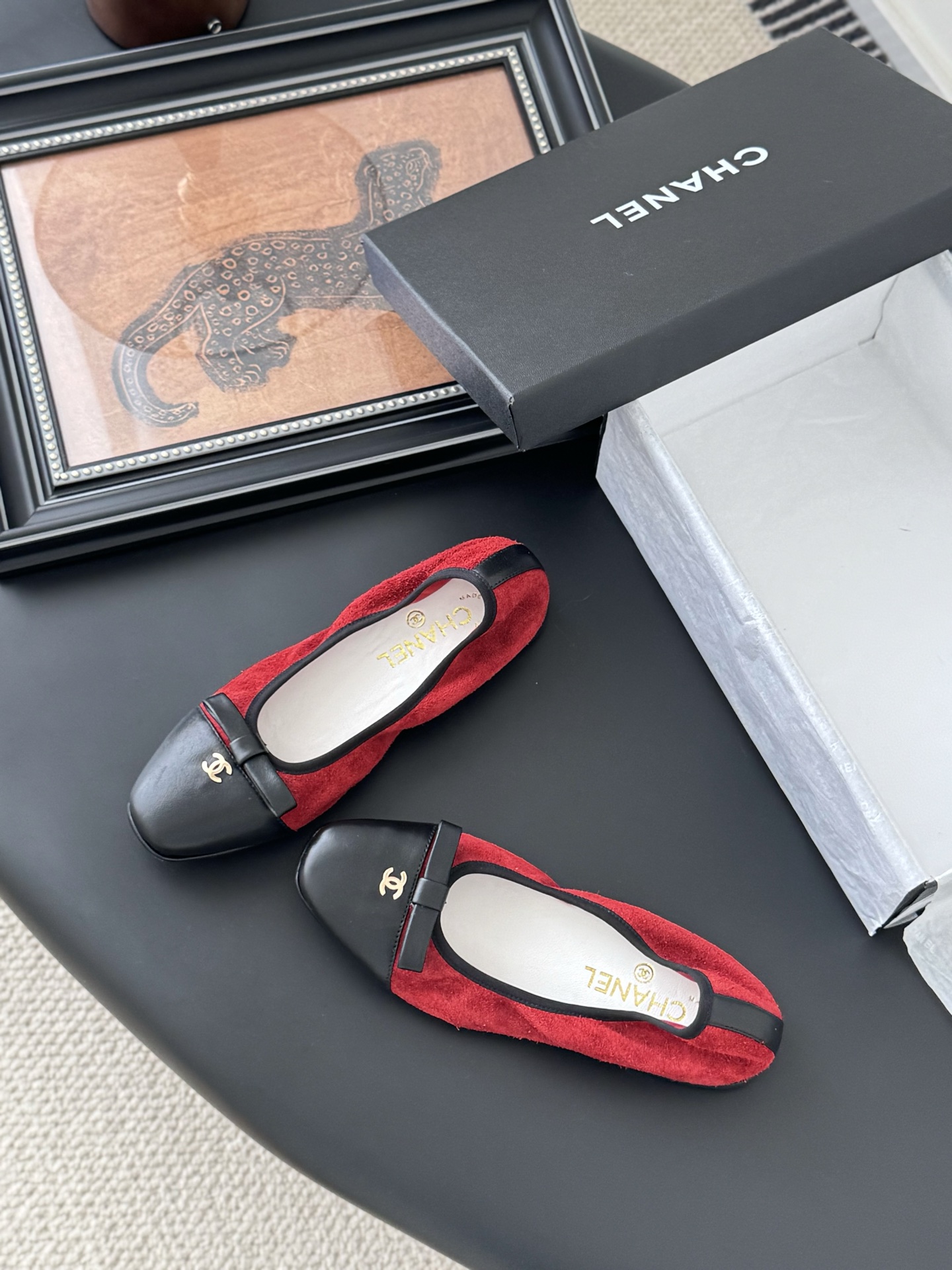 Chanel Women's Ballet Flats Red Suede and Black Leather CC Logo Shoes 7 i1745936988507 9262 0 5