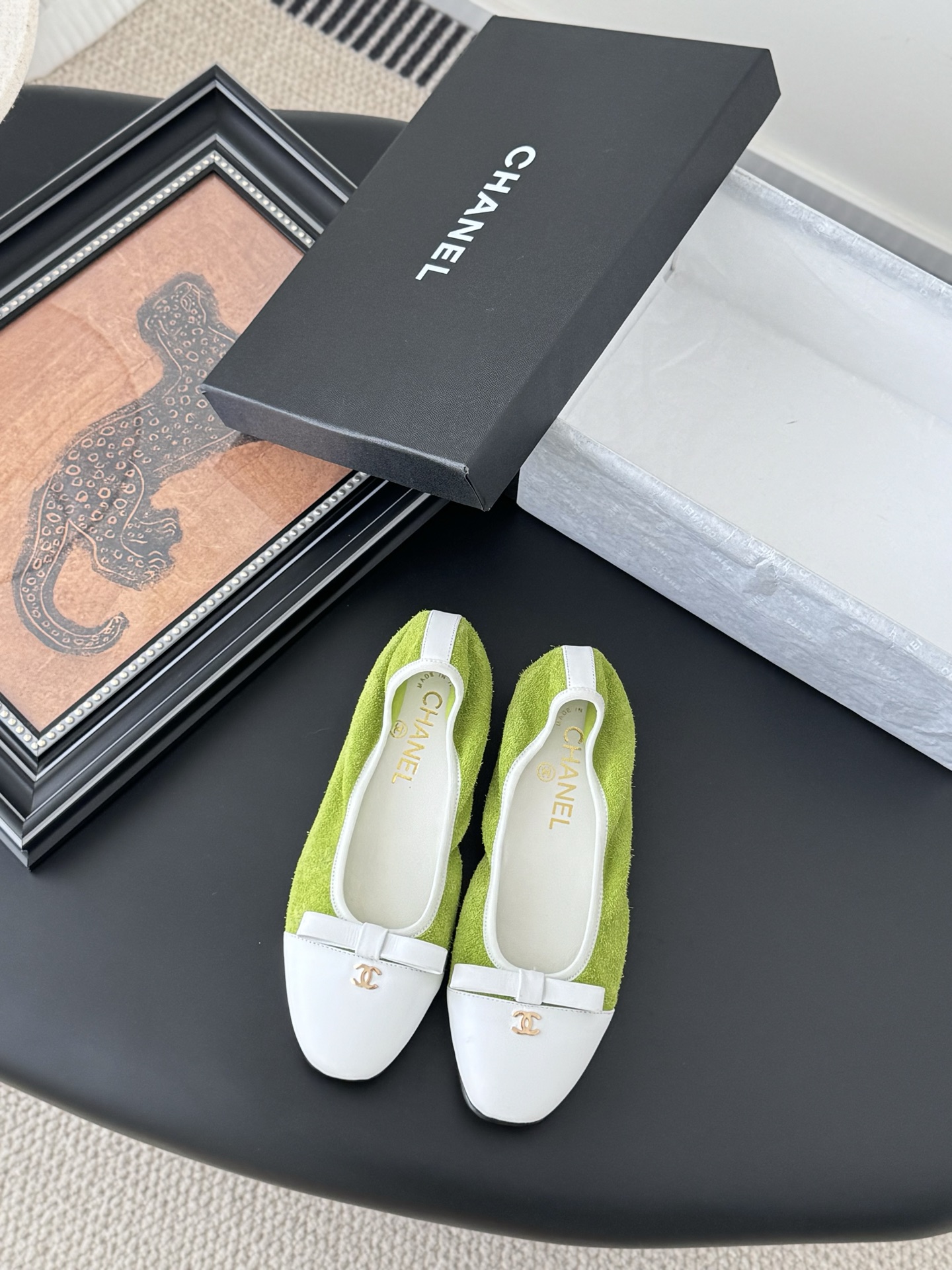 Chanel Women's 25C Bow Tie Ballet Flats - Color Block Design, Comfortable Fit 3 i1745937004169 1821 0 0