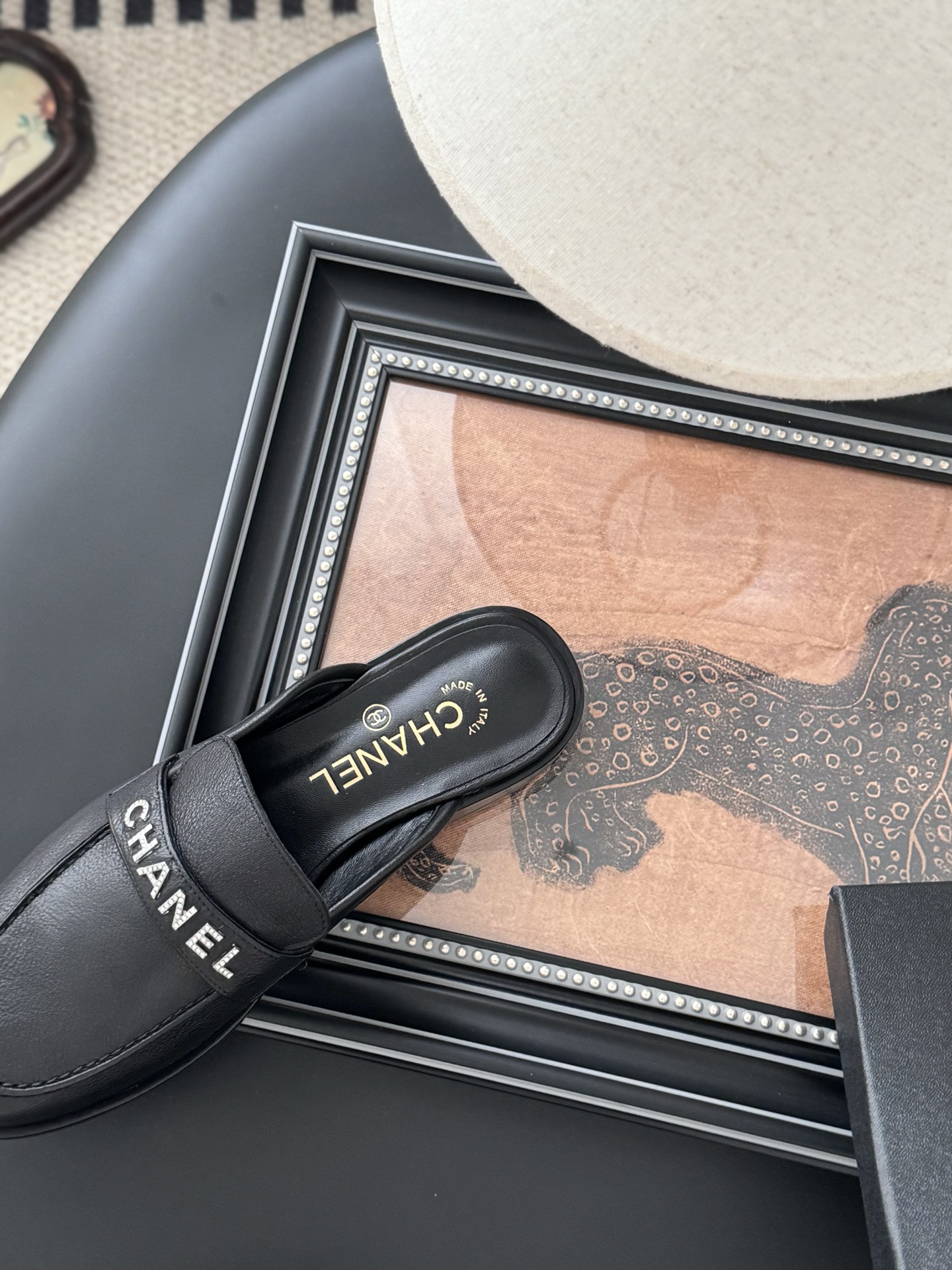 Chanel 25C New Loafers Black Leather Slip-ons Comfortable Retro Style 9 i1746272783125 8658 0 7