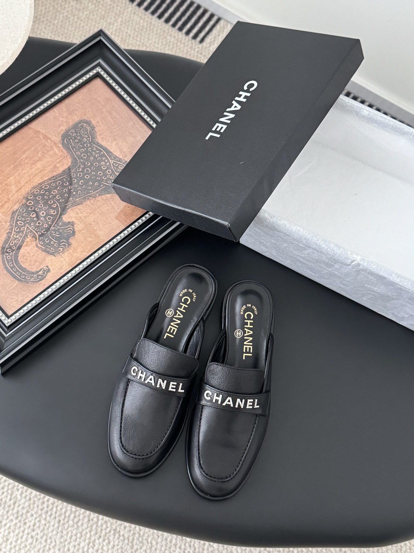 Chanel 25C New Loafers Black Leather Slip-ons Comfortable Retro Style 3 i1746272783277 9866 0 0
