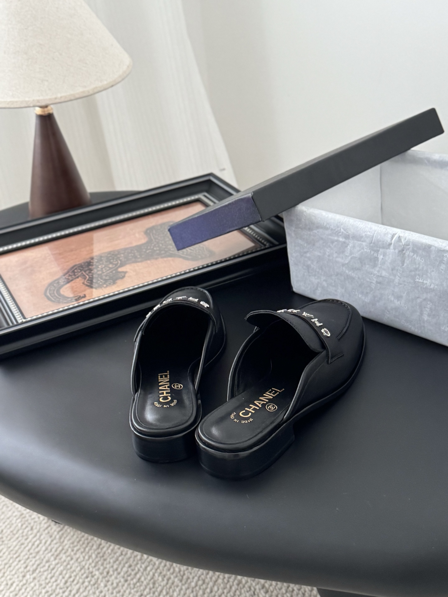 Chanel 25C New Loafers Black Leather Slip-ons Comfortable Retro Style 5 i1746272783293 9305 0 2
