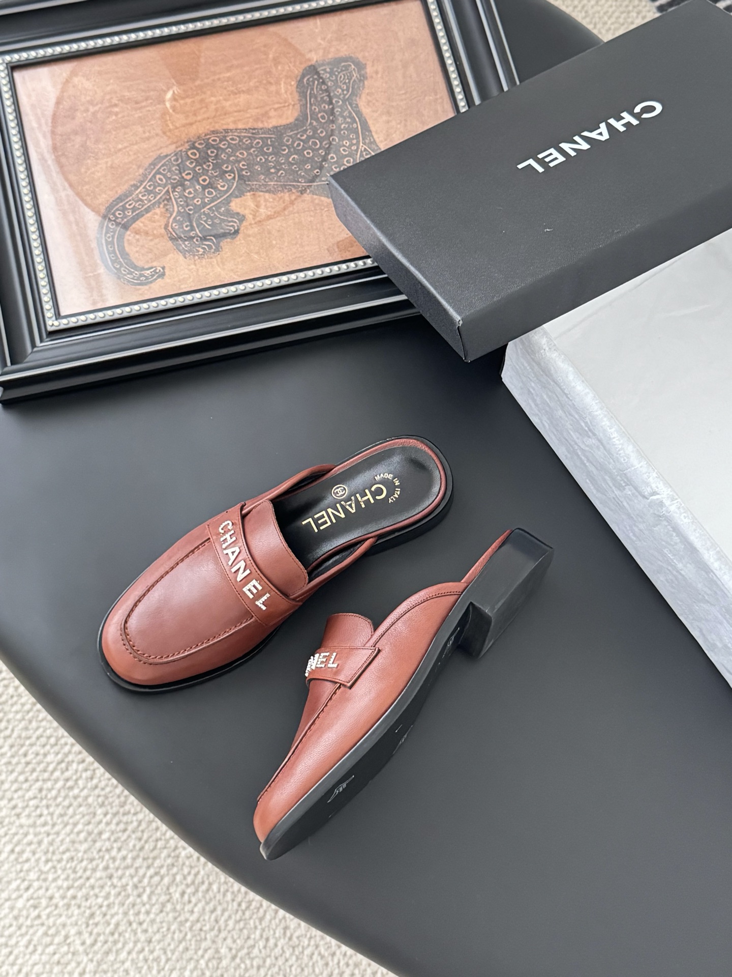 Chanel 25C Women's Leather Loafers Mules Retro Chic - Comfortable & Stylish 2 i1746272804906 5497 0 3