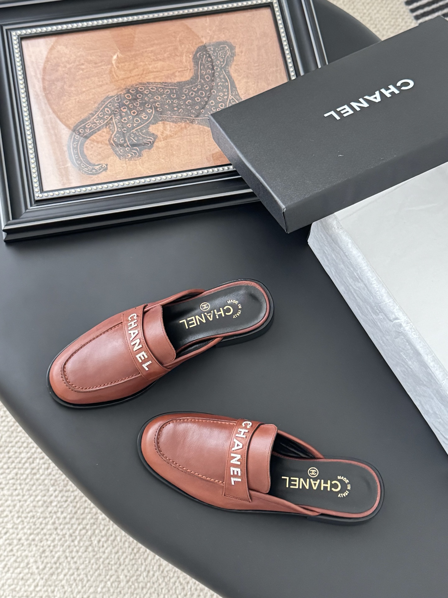 Chanel 25C Women's Leather Loafers Mules Retro Chic - Comfortable & Stylish 7 i1746272804955 800 0 5