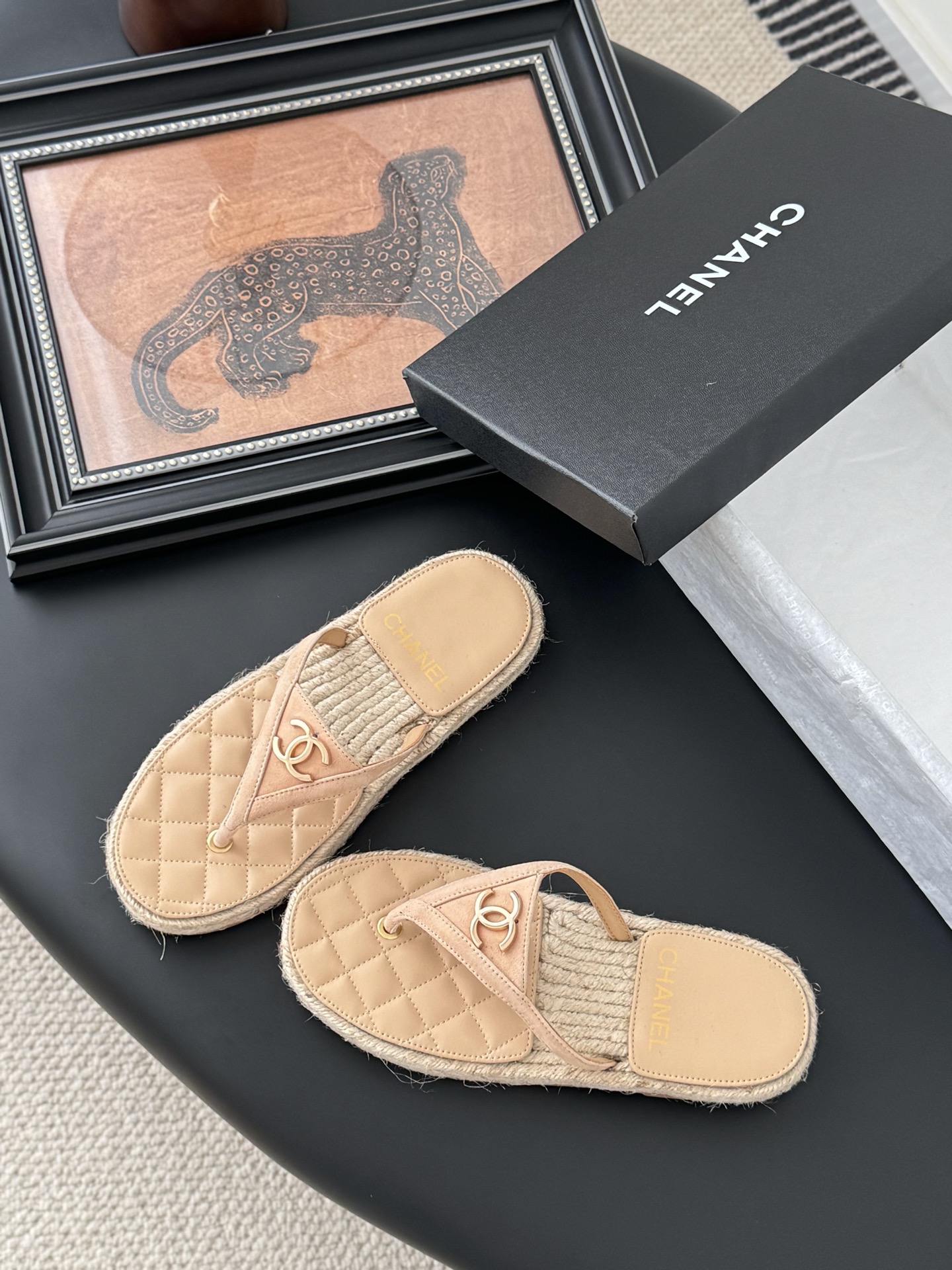 Chanel 25P Quilted Lambskin Espadrille Thong Sandals - High Quality 8 i1746273227970 968 0 5