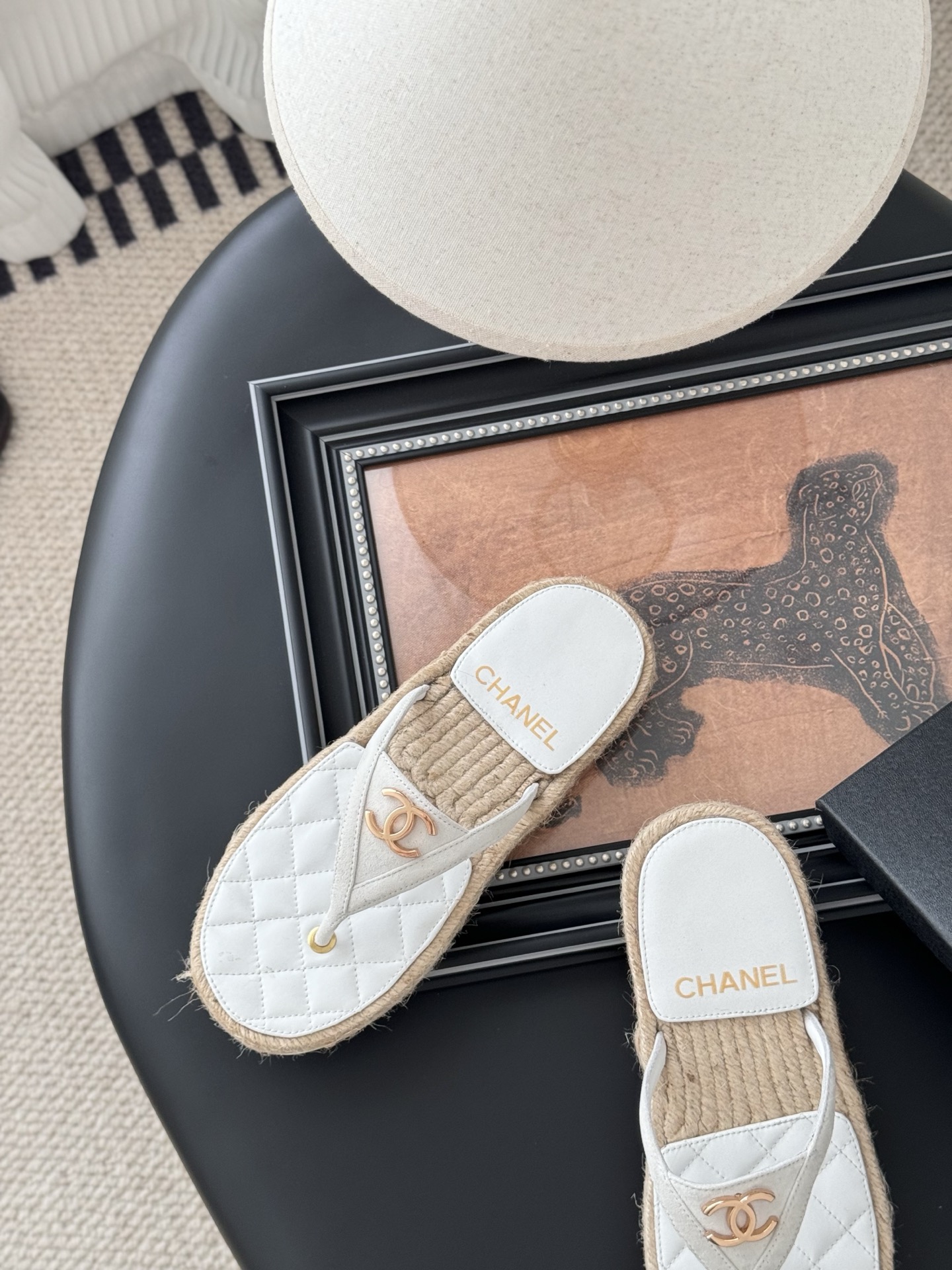 Chanel 25P Quilted Lambskin Thong Sandals - High Quality, Summer Style 10 i1746273248404 1388 0 7