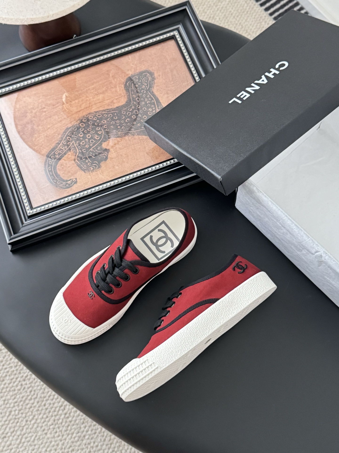 Chanel 小白鞋 P620 Vintageデザイン・春夏に最適