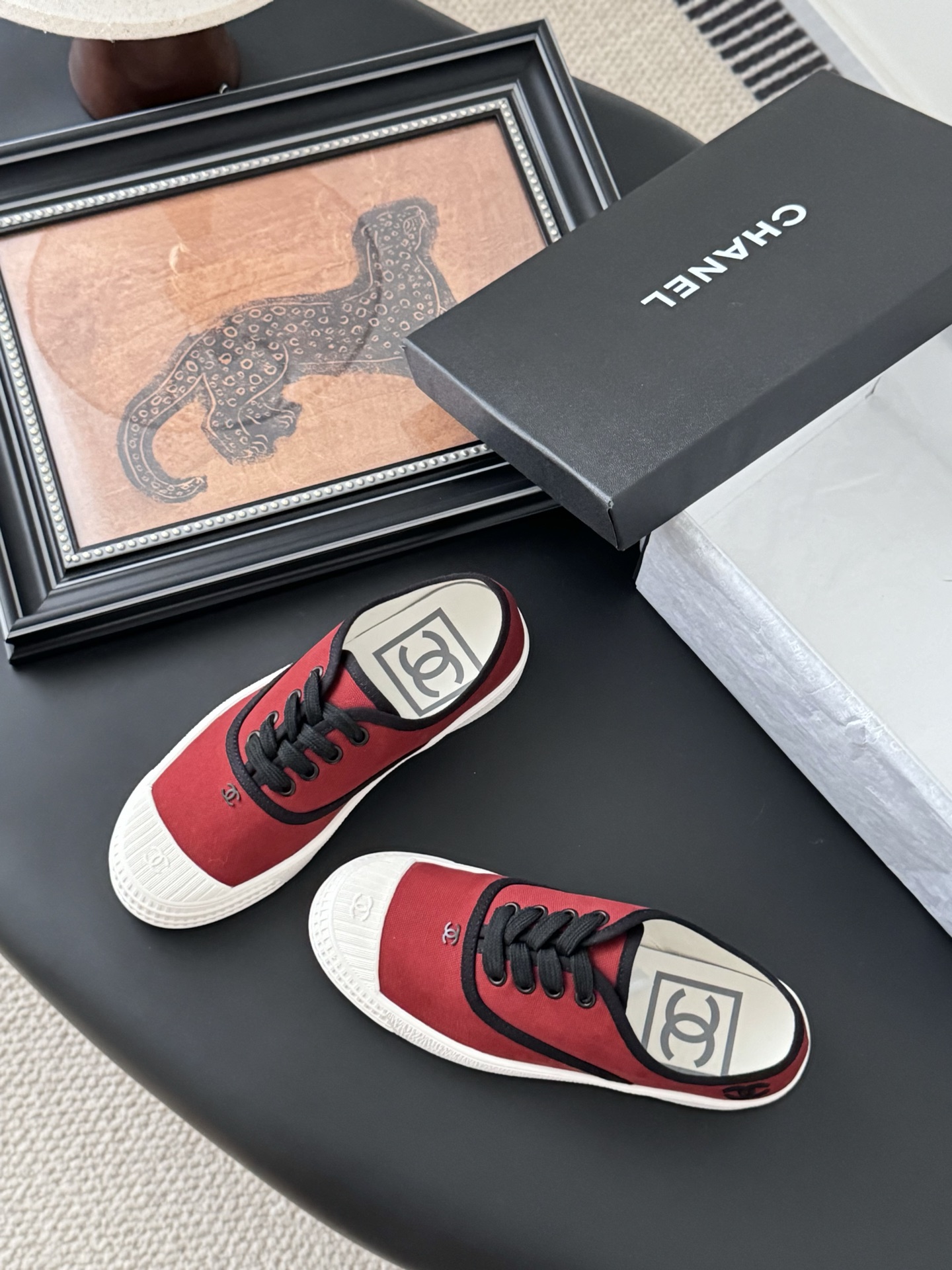 Chanel 小白鞋 P620 Vintageデザイン・春夏に最適