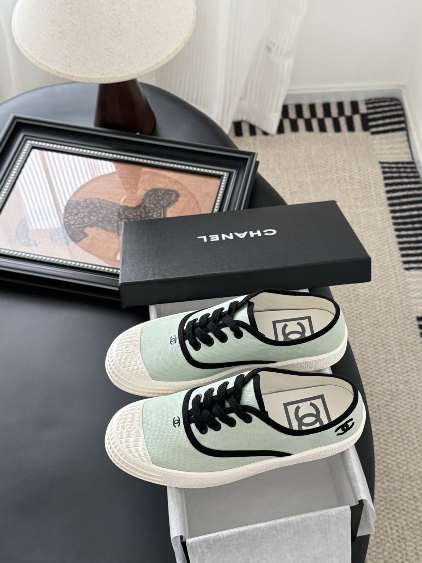 Chanel P620 小白鞋 - ヴィンテージ感溢れるデザイン