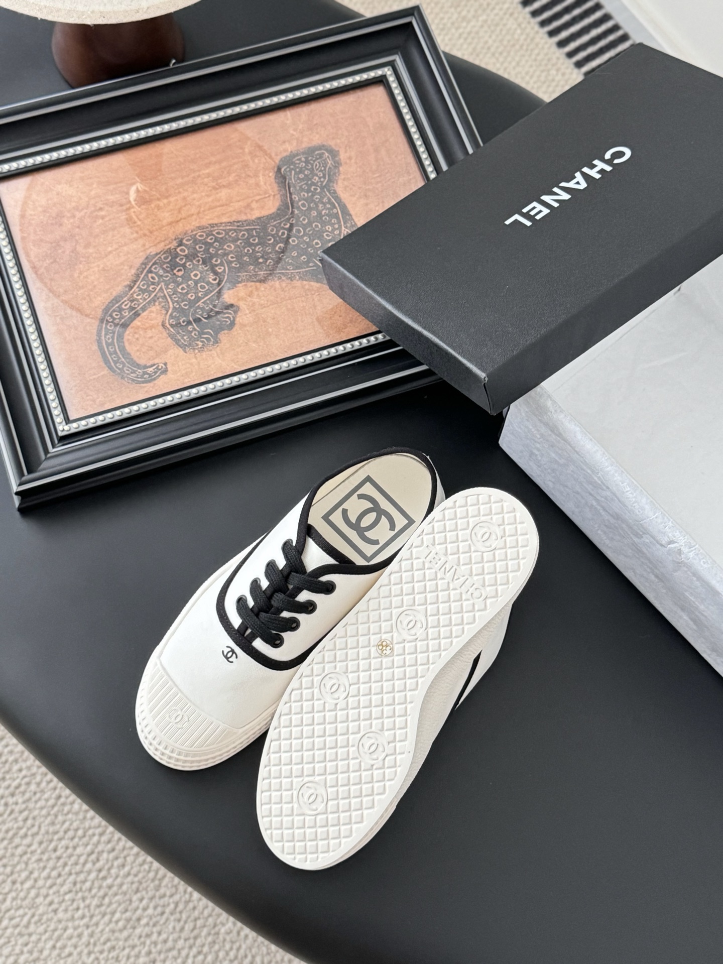 Chanel P620 配白色飞机盒 中古復刻小白鞋