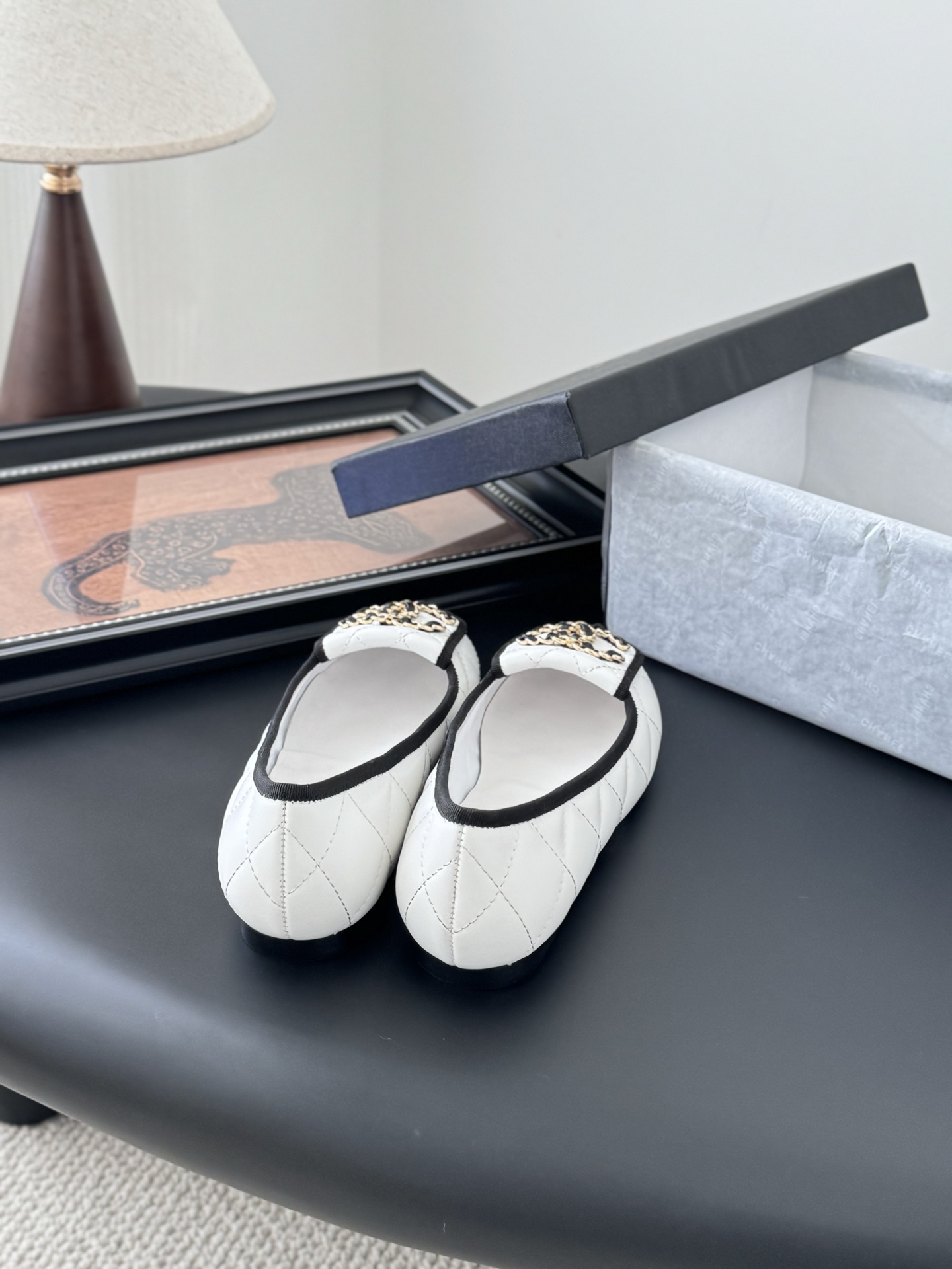 Chanel 25K Camellia White Leather Ballet Flats, Elegant and Comfortable 5 i1746730525537 1836 0 2