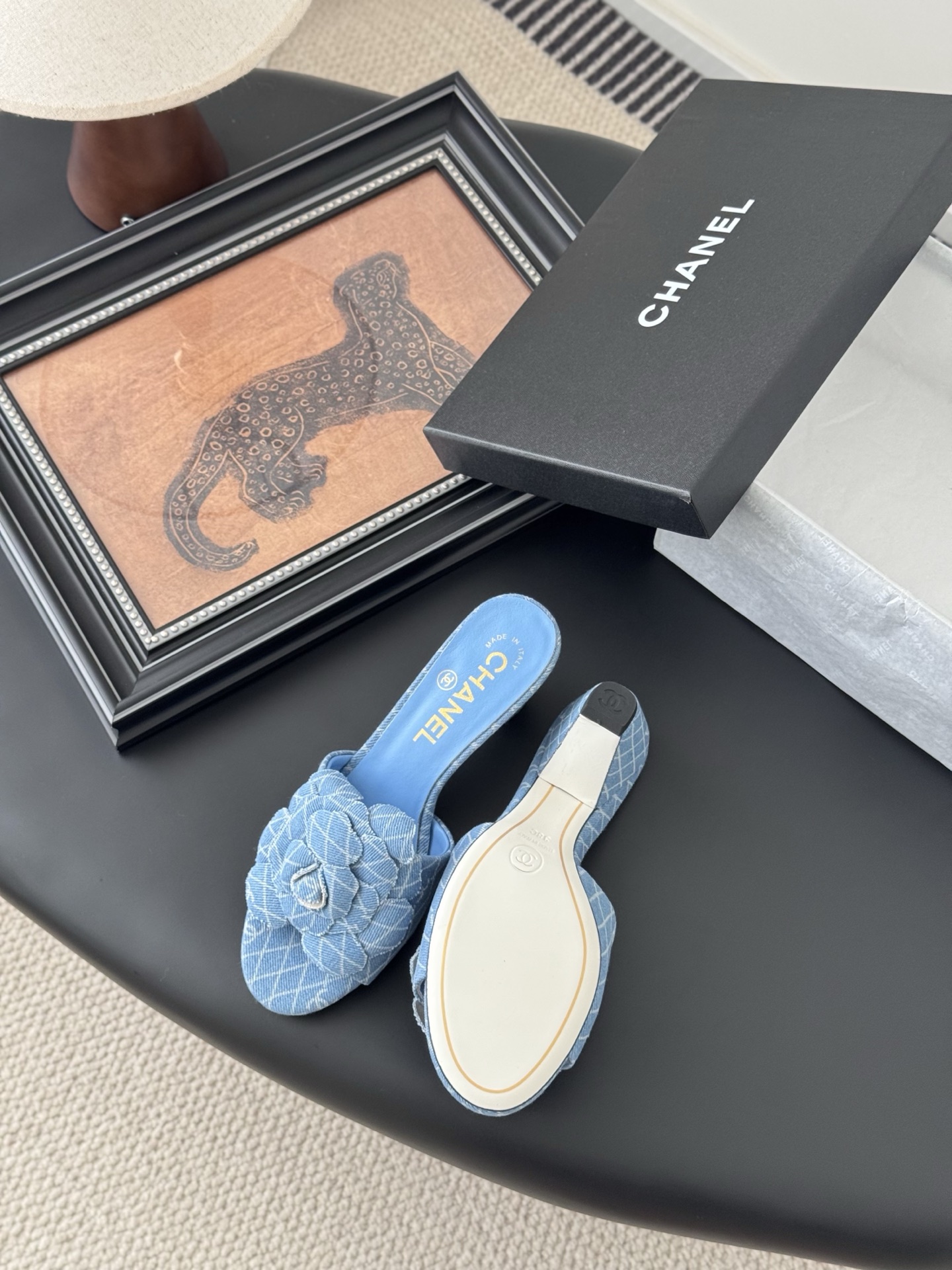 Chanel Chanel 25P新款山茶花拖鞋