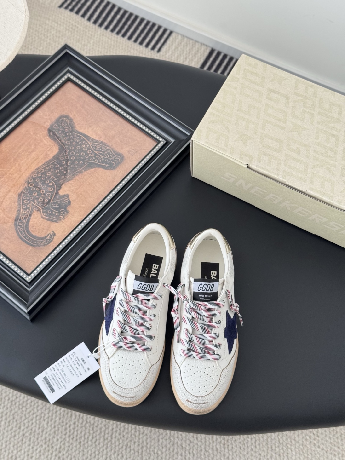 NO:407453,GGDB small dirty shoes are shipped!  New style is coming, personalized graffiti, beautiful and versatile, full of details~ This year's latest version, limited edition, high-quality running and price, Size: 35-40, casual shoes/sports shoes, sneakers19860909GGDB 小脏鞋新色出货啦！ 新款来袭 个性涂鸦,好看又百搭,细节拉满～ 今年最新版面 官网专柜限定款 高版本高品质跑量价 Size:35-40,休闲鞋/运动鞋,sneakers,Women's Shoes