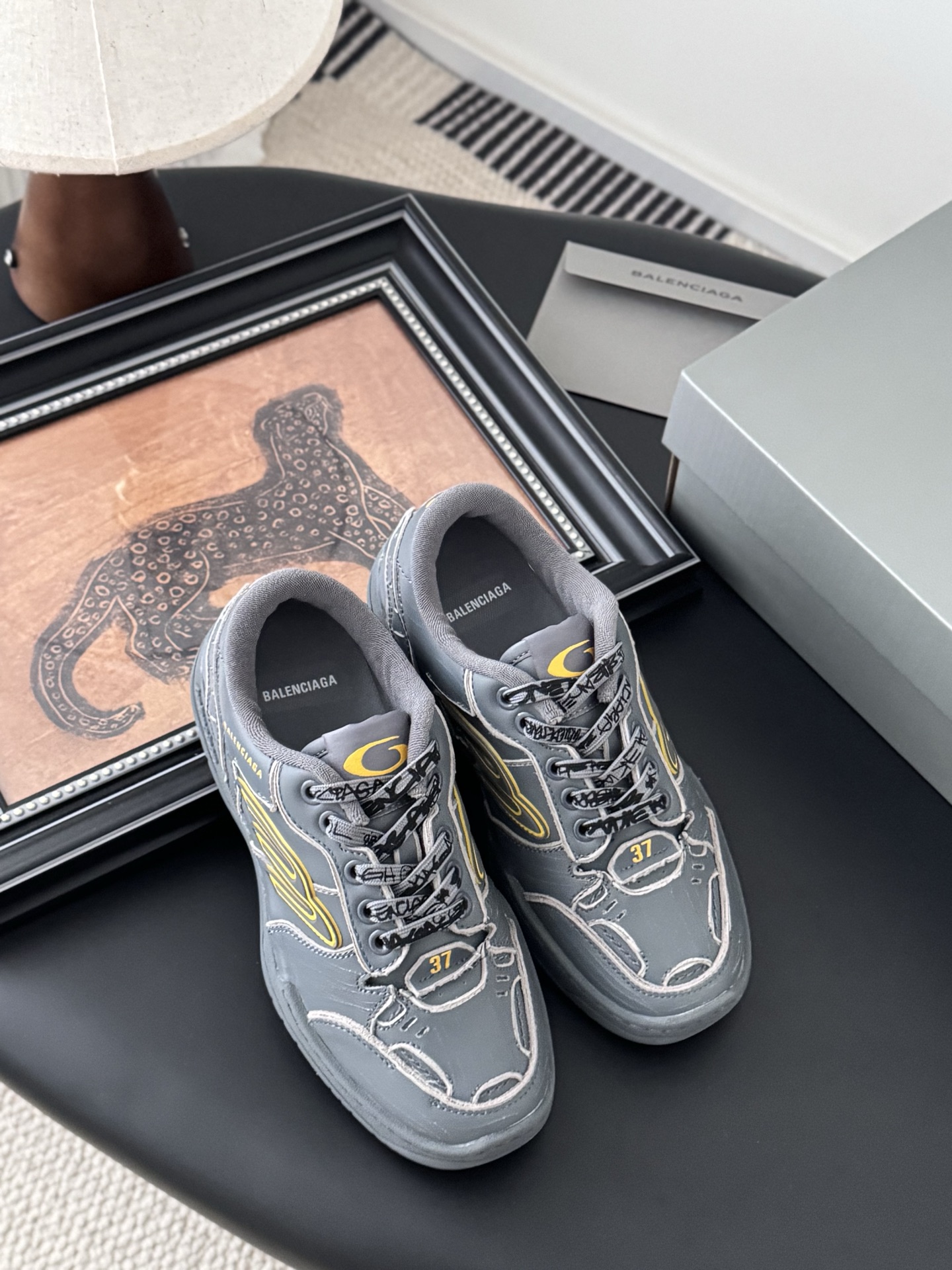 Title: Balenciaga Hamptons Leisure Shoes Review Summary: Balenciaga P888 Hamptons leisure shoes with cool design, graffiti, and sizes 35-44. - 图片 7