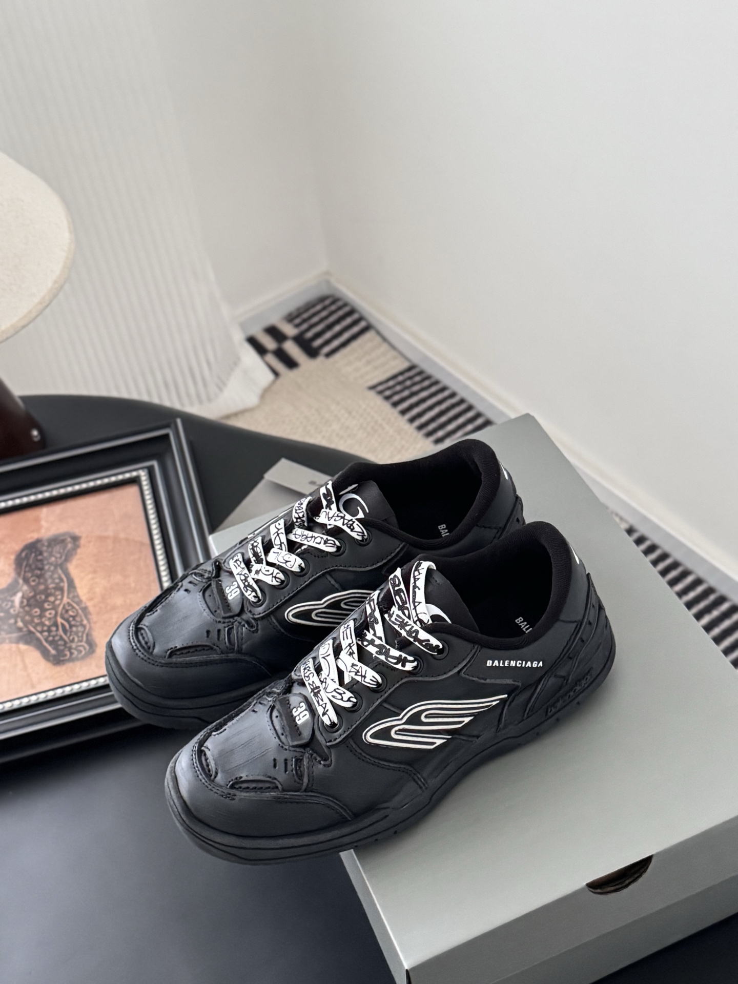 “Balenciaga Hamptons Leisure Shoes Review: Cool Design in Sizes 35-44” - 图片 8