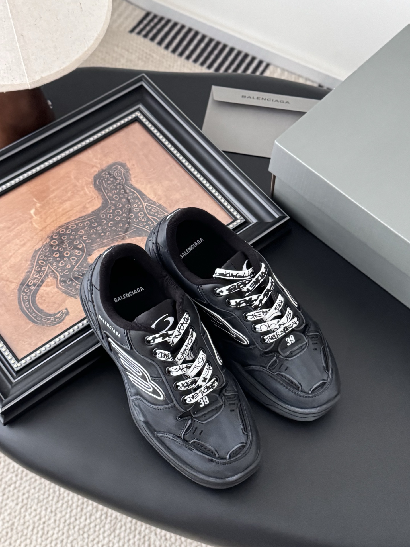 “Balenciaga Hamptons Leisure Shoes Review: Cool Design in Sizes 35-44” - 图片 6