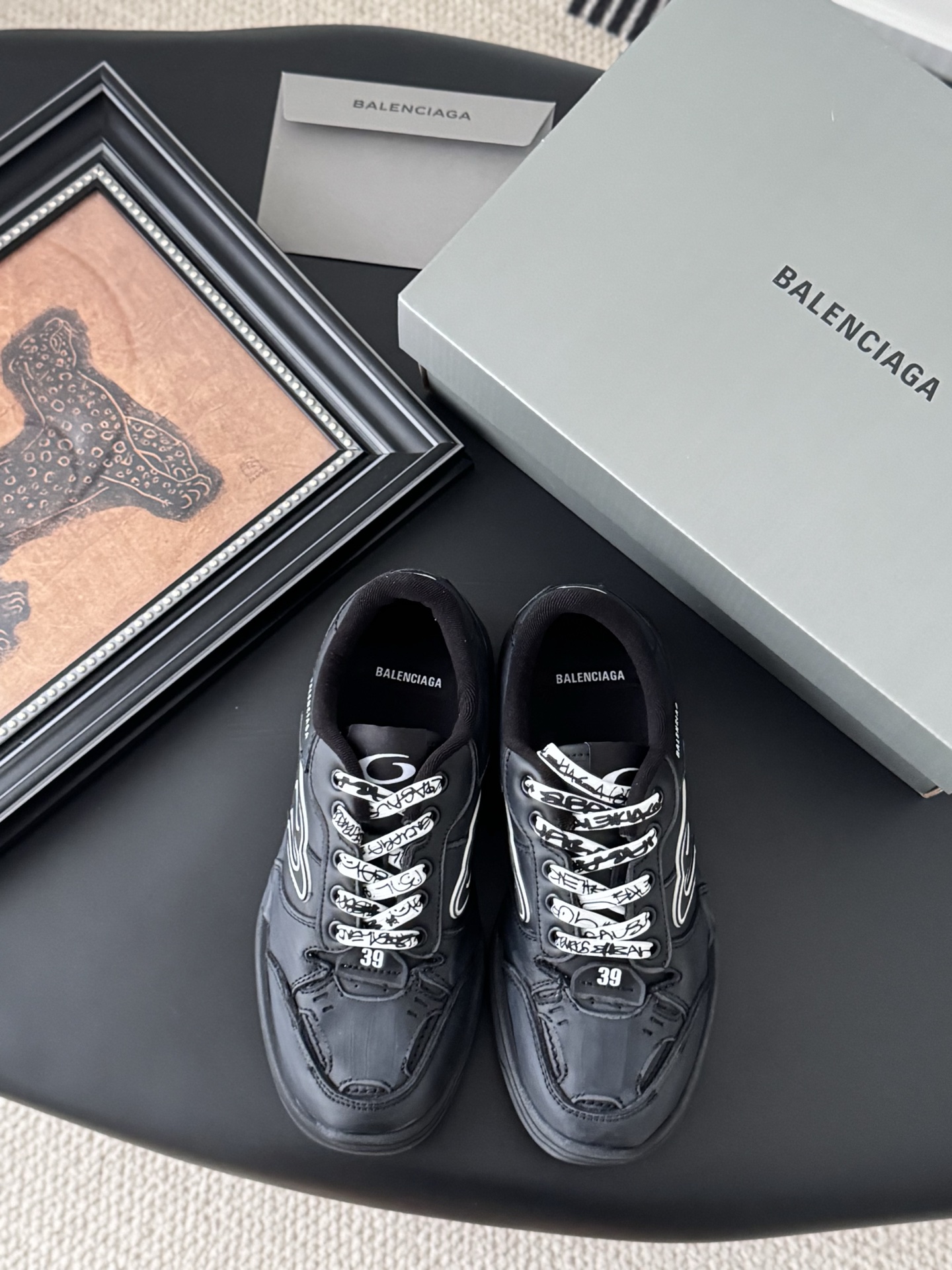 “Balenciaga Hamptons Leisure Shoes Review: Cool Design in Sizes 35-44” - 图片 9