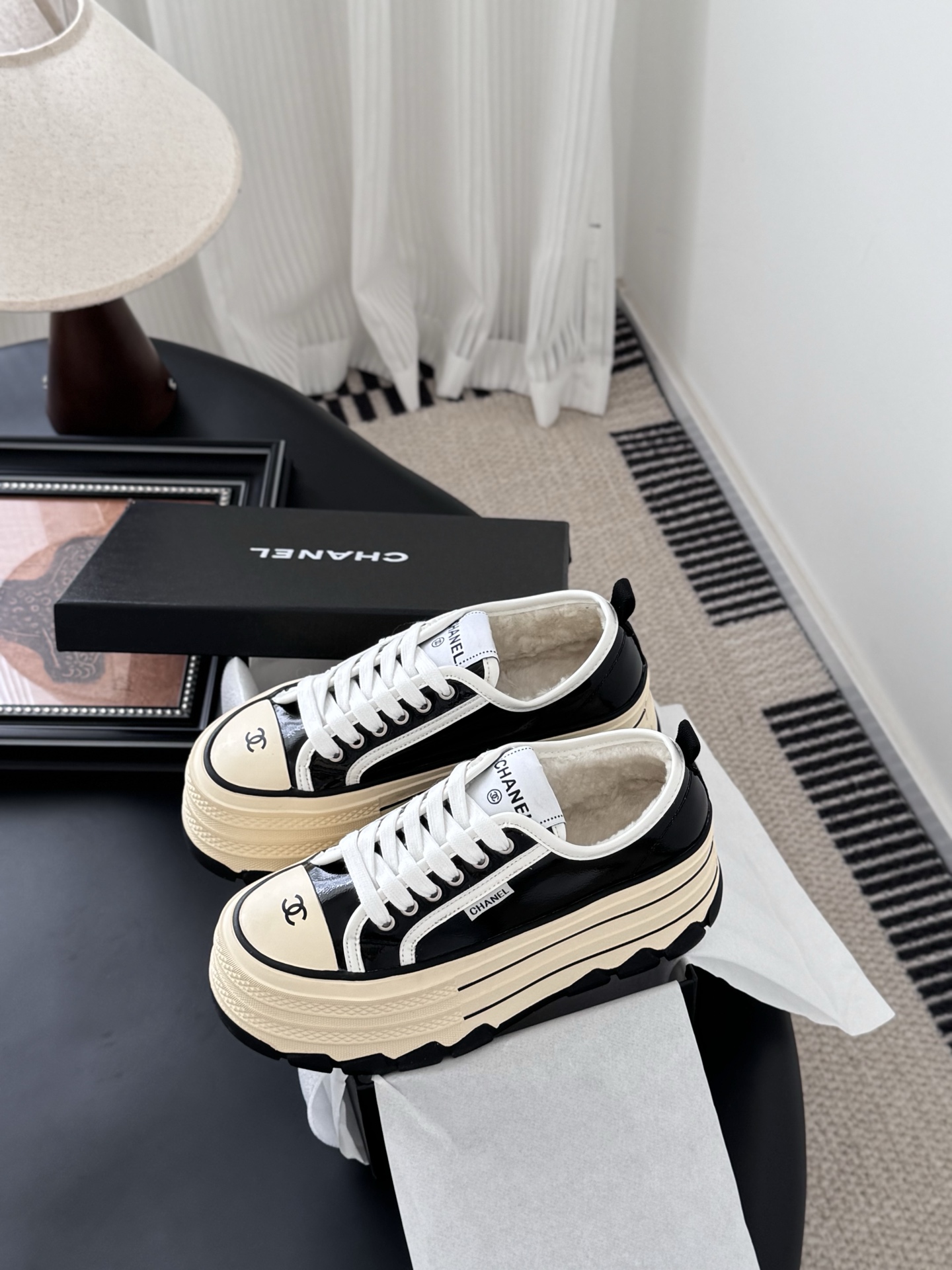 Chanel Dames Sneakers - Stijlvol en Comfortabel - Maat 35-39