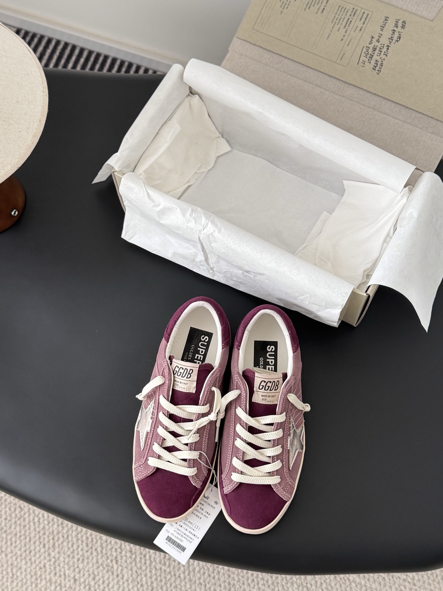 NO:679081,GGDB Little Dirty Shoes new colors are now available!  New style is coming. Personalized graffiti, good-looking and versatile, full of details~ This year’s latest layout, official website counter limited edition, high version, high quality, running quantity and price. Size: 35-40, casual shoes/sports shoes, sneakers19860909GGDB 小脏鞋新色出货啦！ 新款来袭 个性涂鸦,好看又百搭,细节拉满～ 今年最新版面 官网专柜限定款 高版本高品质跑量价 Size:35-40,休闲鞋/运动鞋,sneakers,Women's Shoes