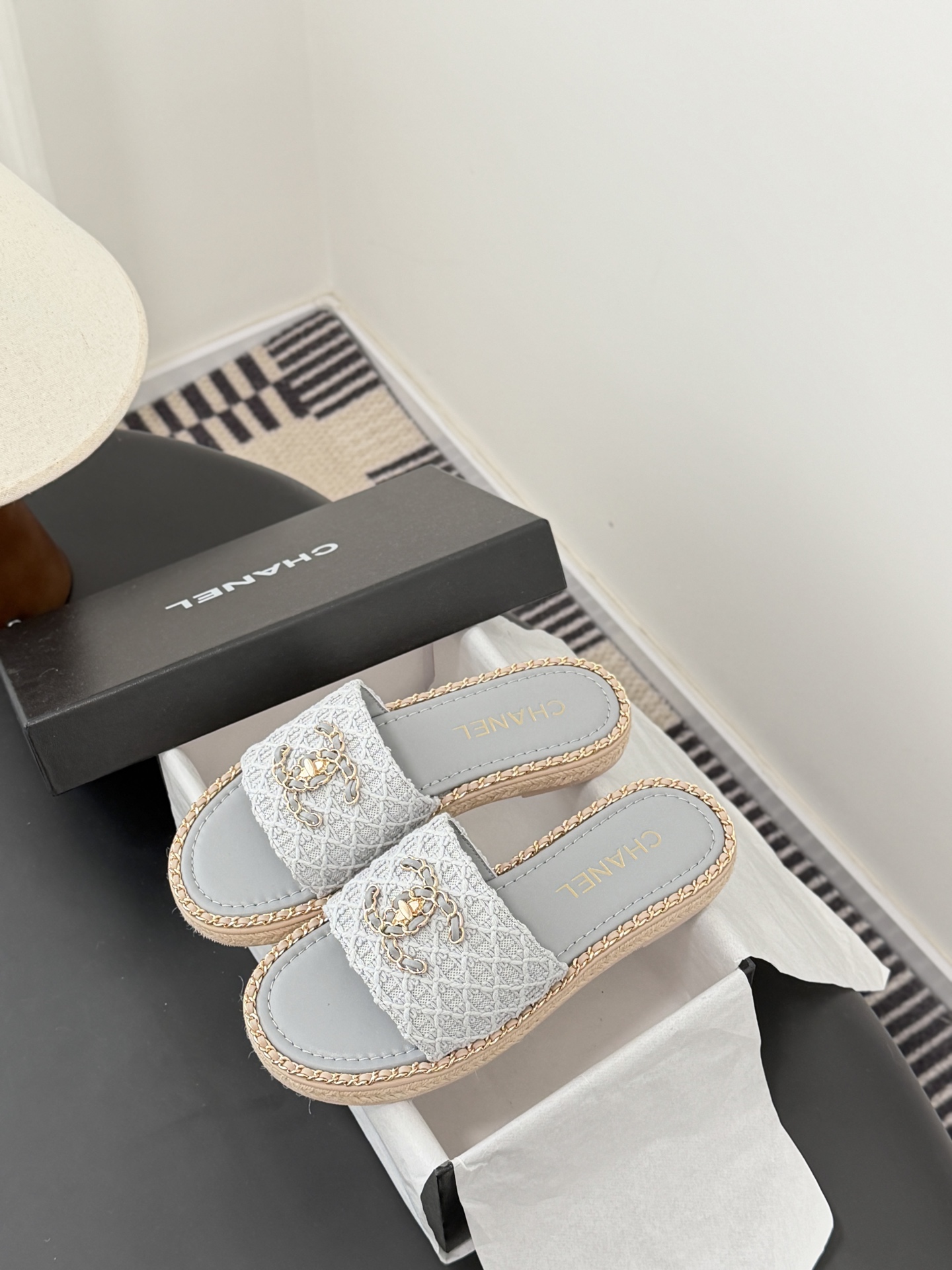 Chanel 26C春夏新款全系列链条拖鞋全系列首发 专柜有的我都有！高版本高品质鞋面牛皮/原版面料 内