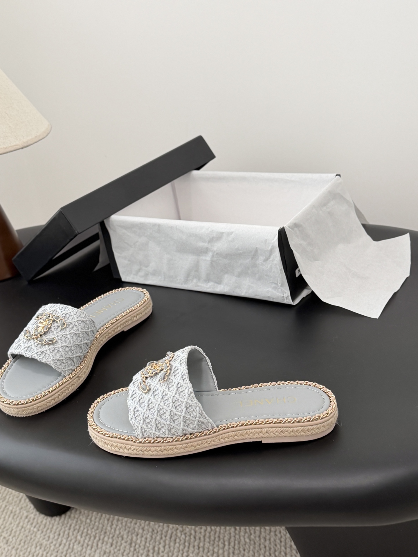 Chanel 26C春夏新款全系列链条拖鞋全系列首发 专柜有的我都有！高版本高品质鞋面牛皮/原版面料 内