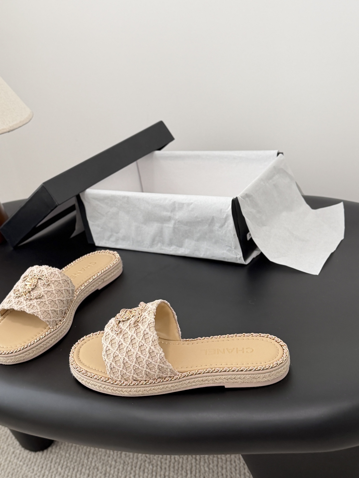 Chanel 26C春夏新款全系列链条拖鞋全系列首发 专柜有的我都有！高版本高品质鞋面牛皮/原版面料 内