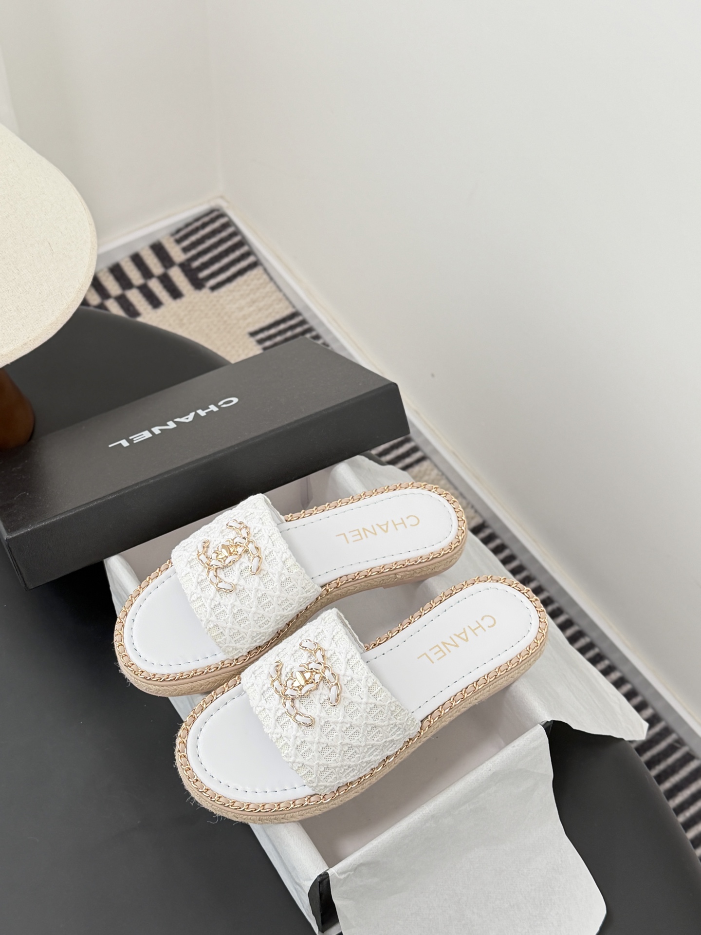 Chanel 26C春夏新款全系列链条拖鞋全系列首发 专柜有的我都有！高版本高品质鞋面牛皮/原版面料 内
